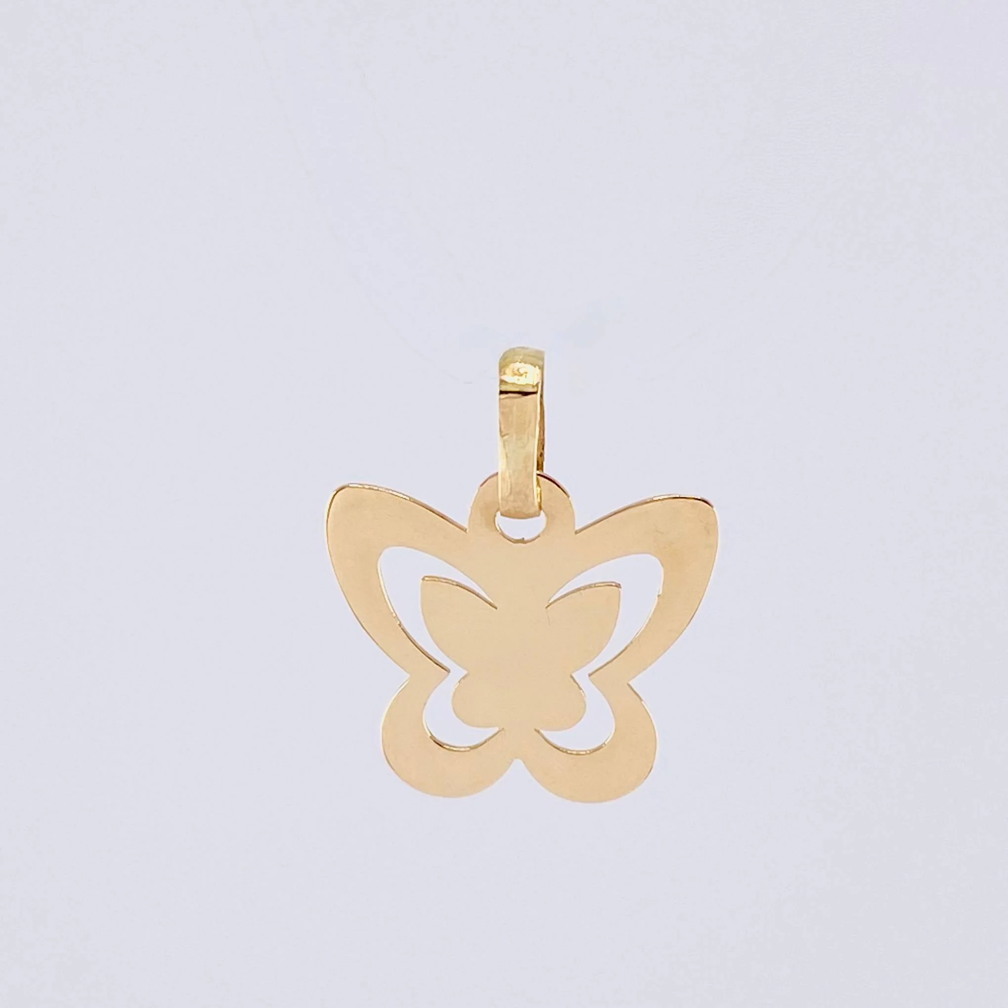 Dije Mariposa Doble Silueta 0.55 g / 1.5 cm Oro Amarillo 18K - Image 2