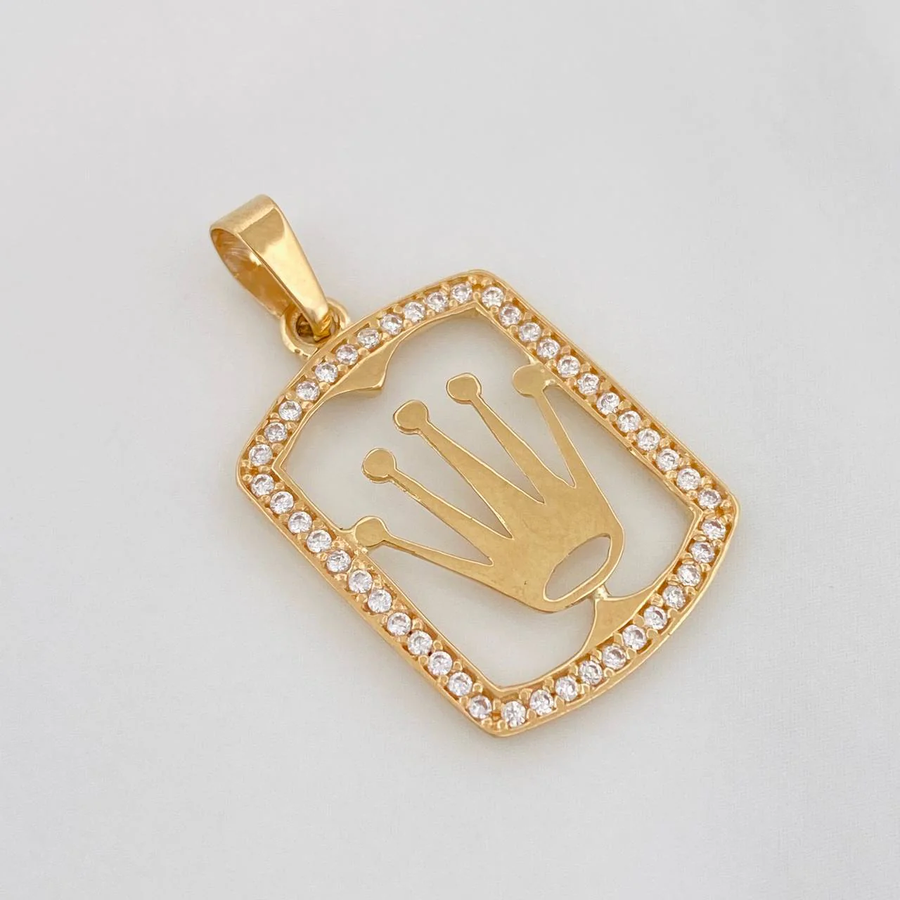 Dije Medalla Corona 1.6g / 2.5cm Oro Amarillo 18K - Image 2