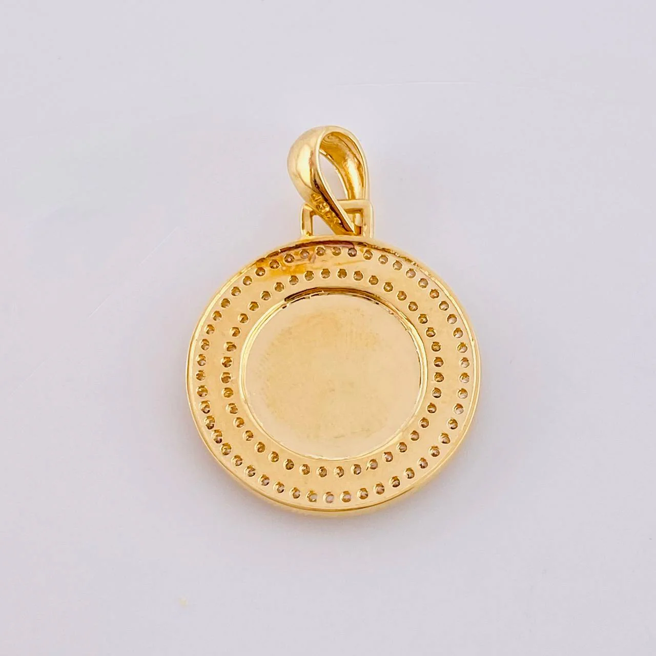 Dije Medalla Letra D 4.65 g / 3 cm Oro Amarillo 18K - Image 4