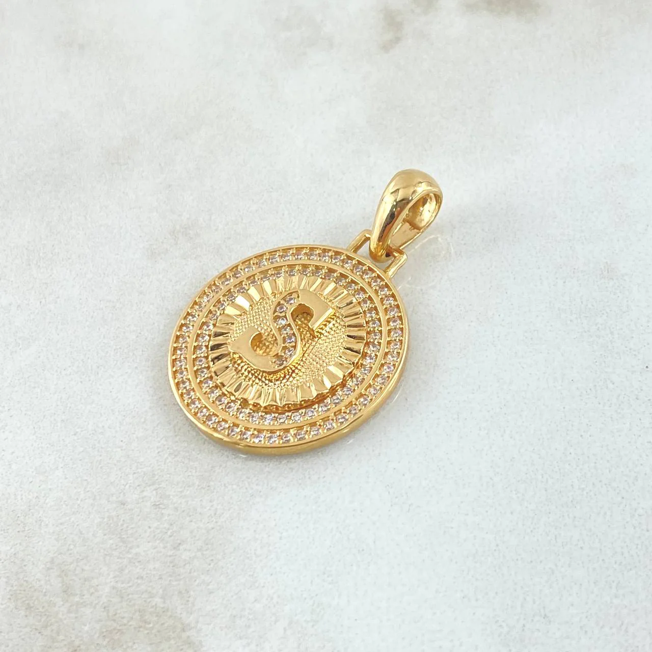 Dije Medalla Letra S 4.5 g / 3 cm Oro Amarillo 18K - Image 2