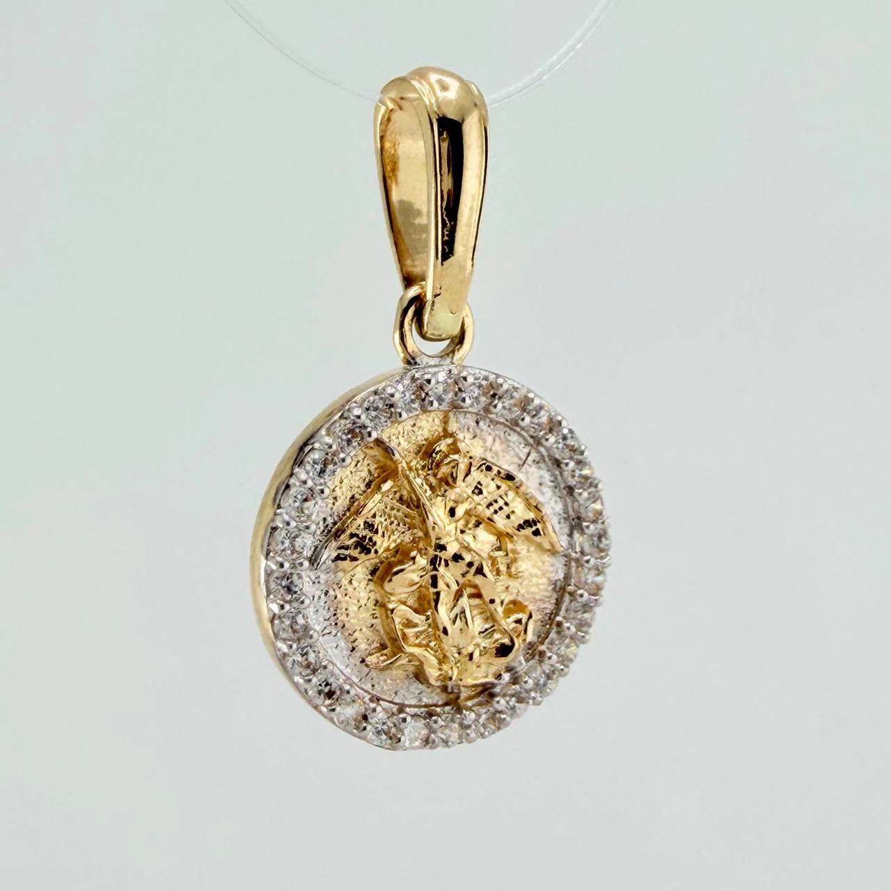 Dije Medalla San Miguel 1.6gr / 2cm / Dos Oros Amarillo Blanco 18K % - Image 2