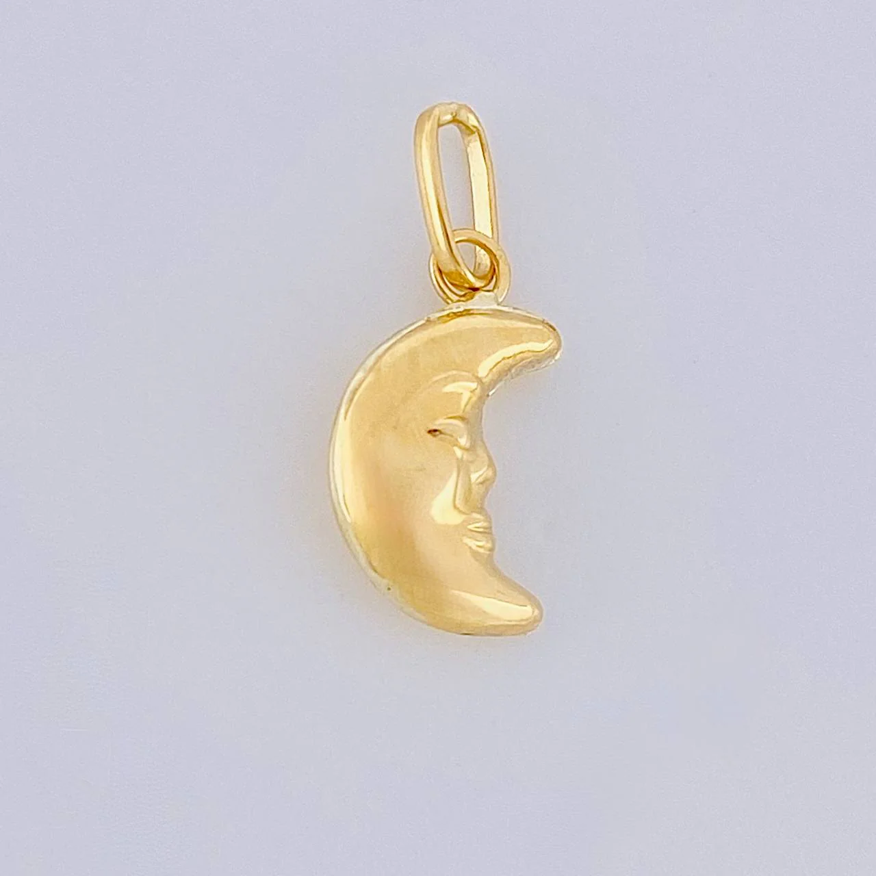 Dije Media Luna 0.3g / 1.6cm Oro Amarillo 18K