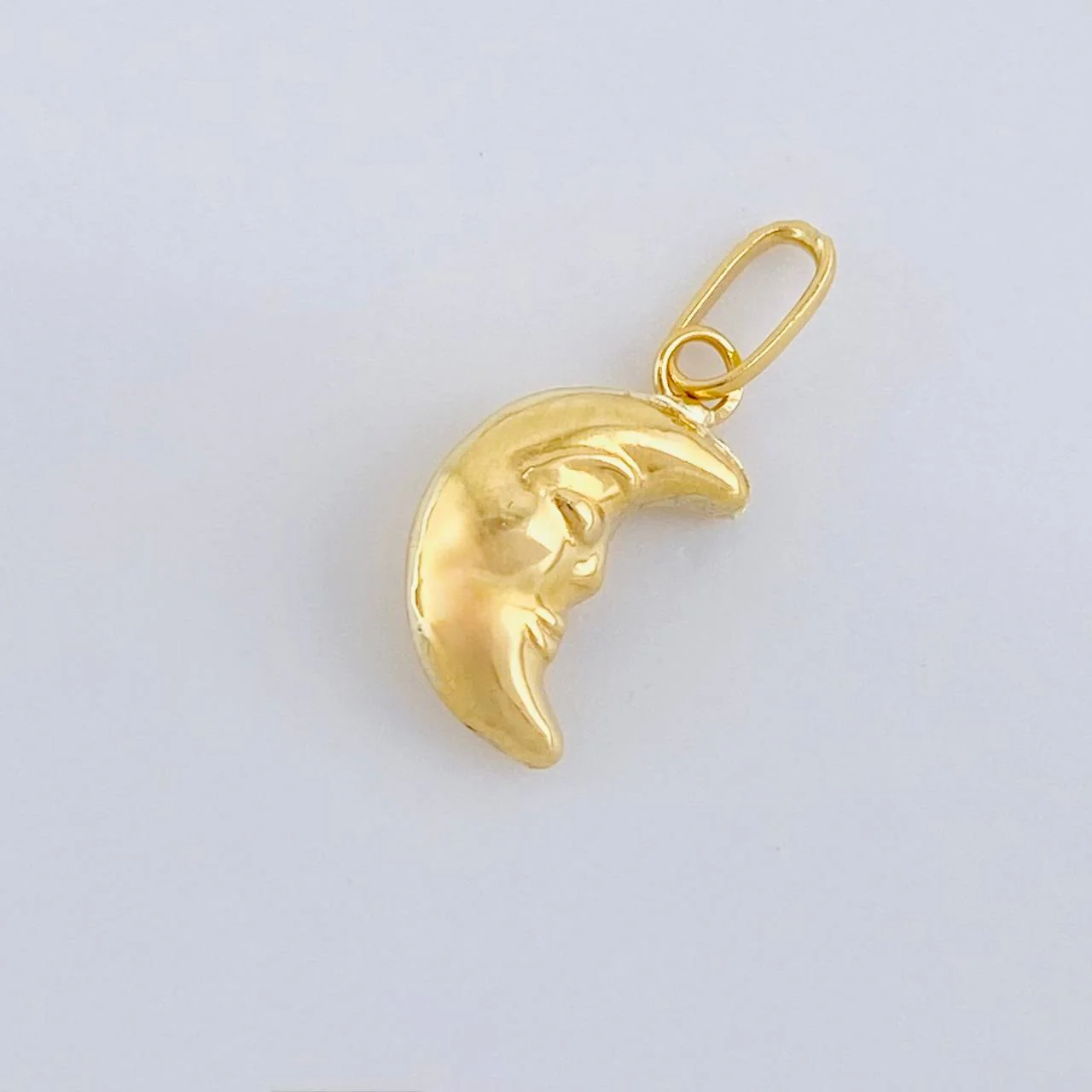 Dije Media Luna 0.3g / 1.6cm Oro Amarillo 18K - Image 3