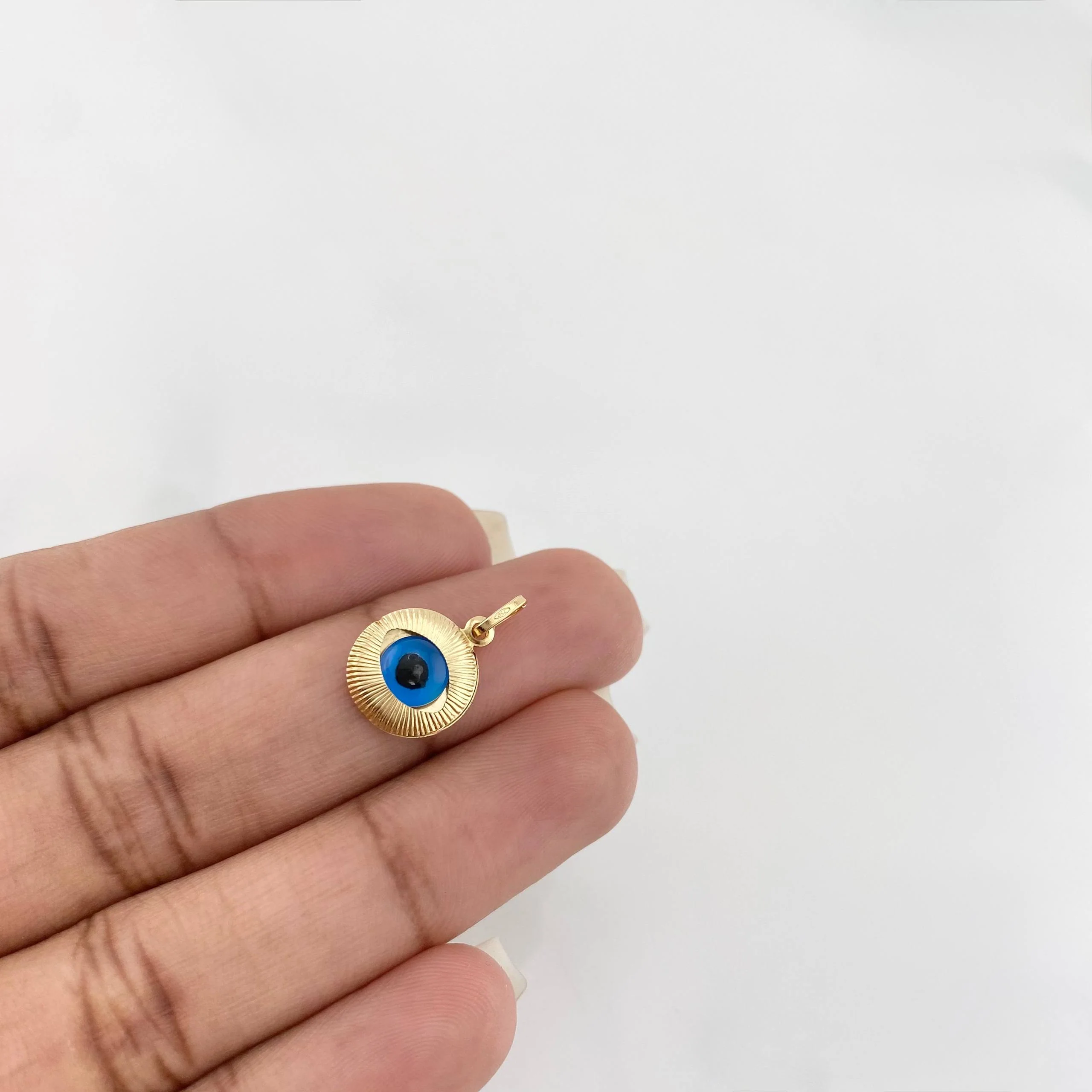 Dije Ojo truco 0.9g / 1.7cm Oro Amarillo 18K - Image 4