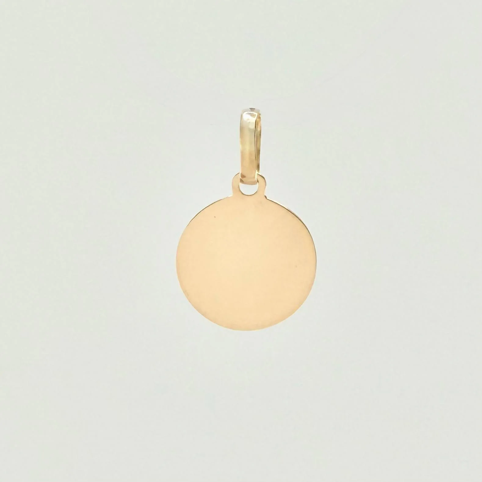 Dije Placa Circular 0.55gr / 1.8cm / Oro Amarillo 18K © - Image 2