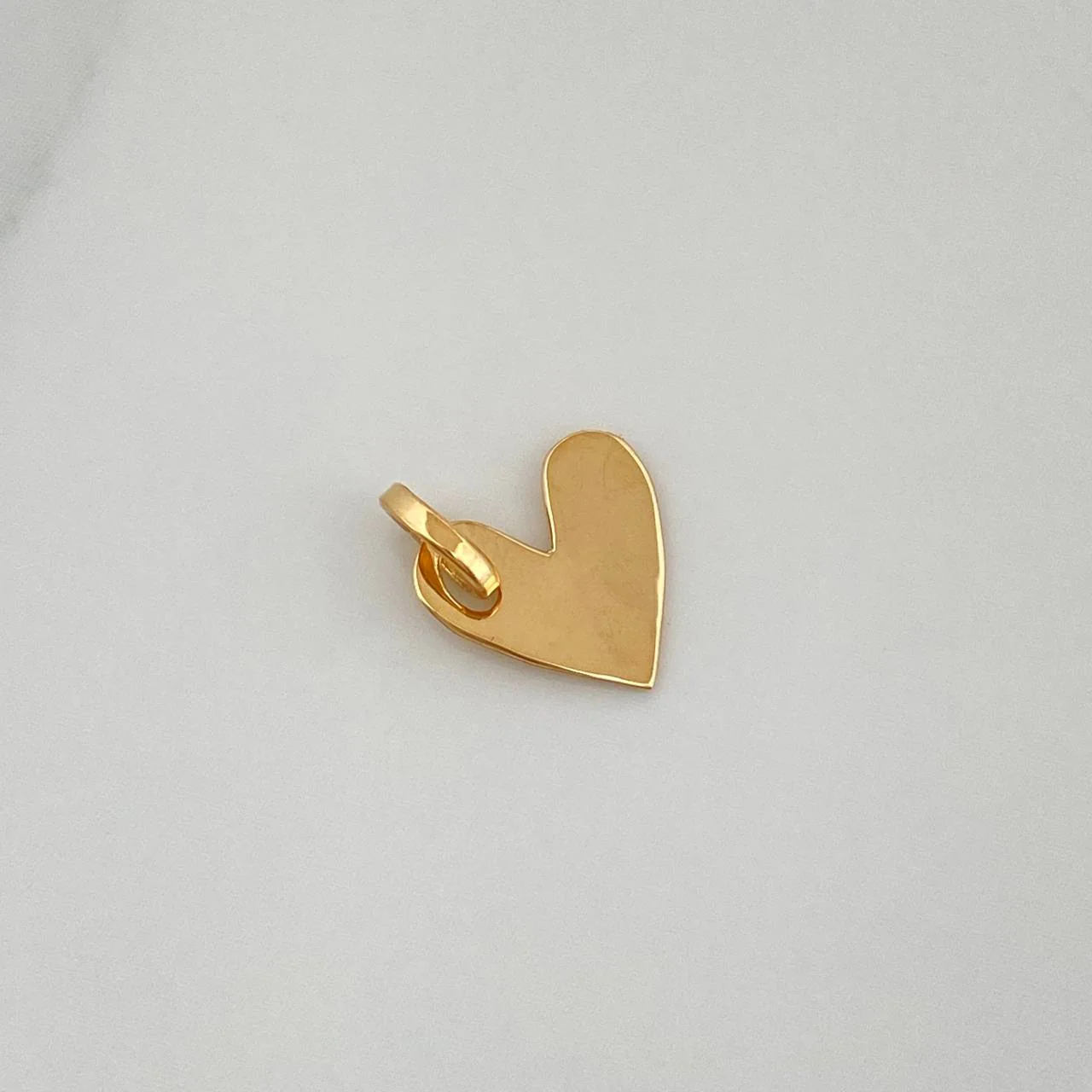 Dije Placa Corazón 0.4gr / 1.2cm / Oro Amarillo 18K % - Image 3