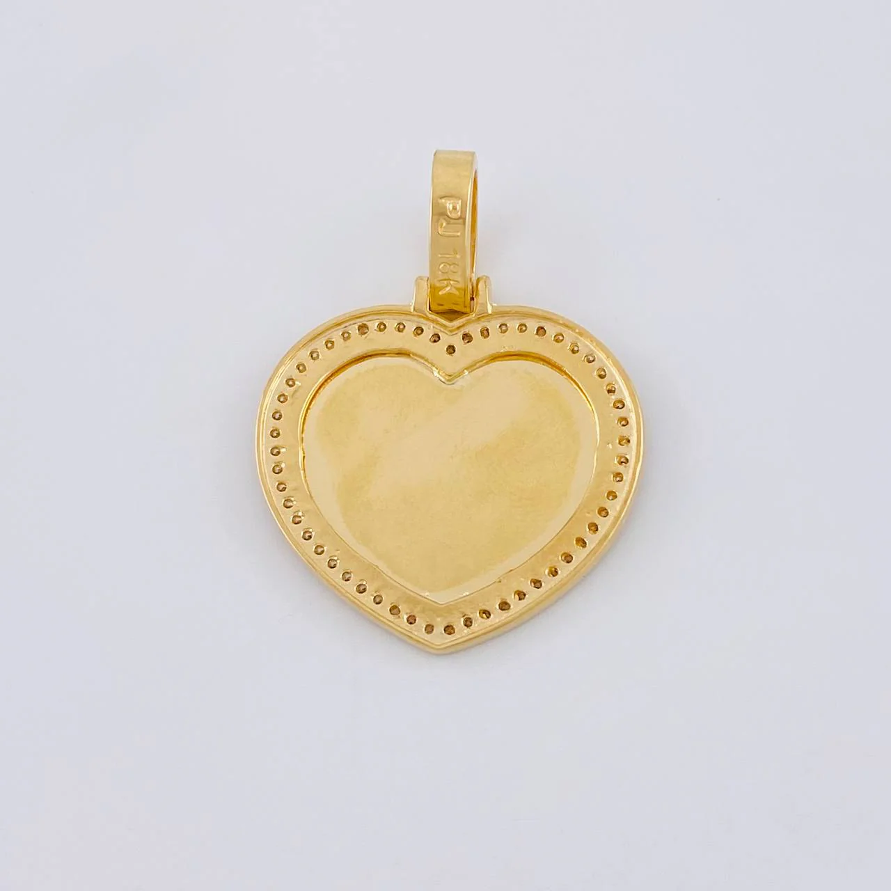 Dije Placa Corazón Bordeado 6.1 g / 3 cm Oro Amarillo 18K - Image 4