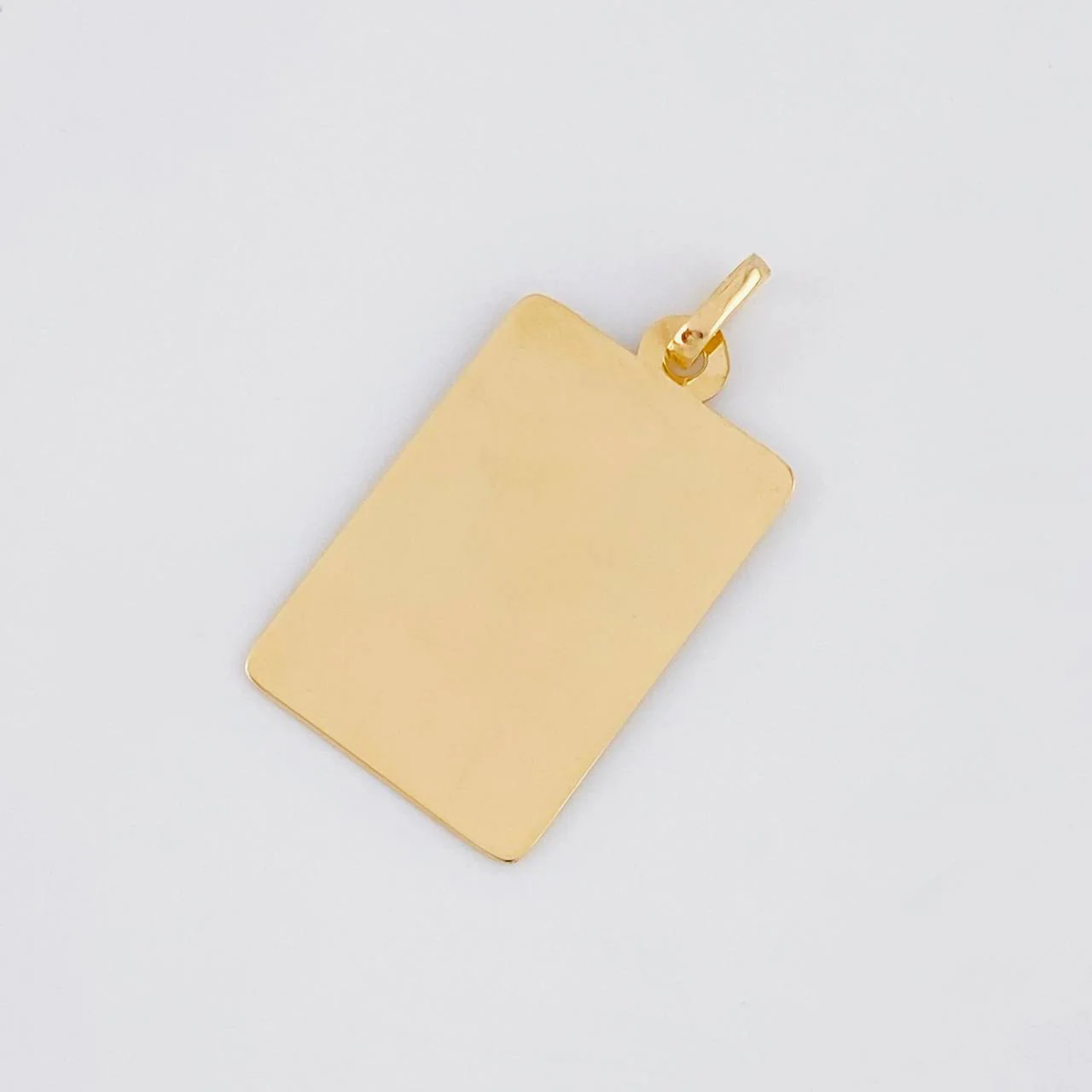 Dije Placa Rectangular 1.5 g / 2.9 cm Oro Amarillo 18K - Image 3