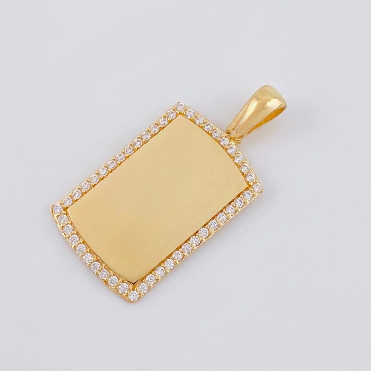 Dije Placa Rectangular Ovalada 2.4 g / 2.5 cm Oro Amarillo 18K - Image 3
