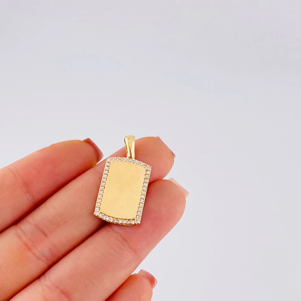 Dije Placa Rectangular Ovalada 2.65 g / 2.5 cm Oro Amarillo 18K - Image 5