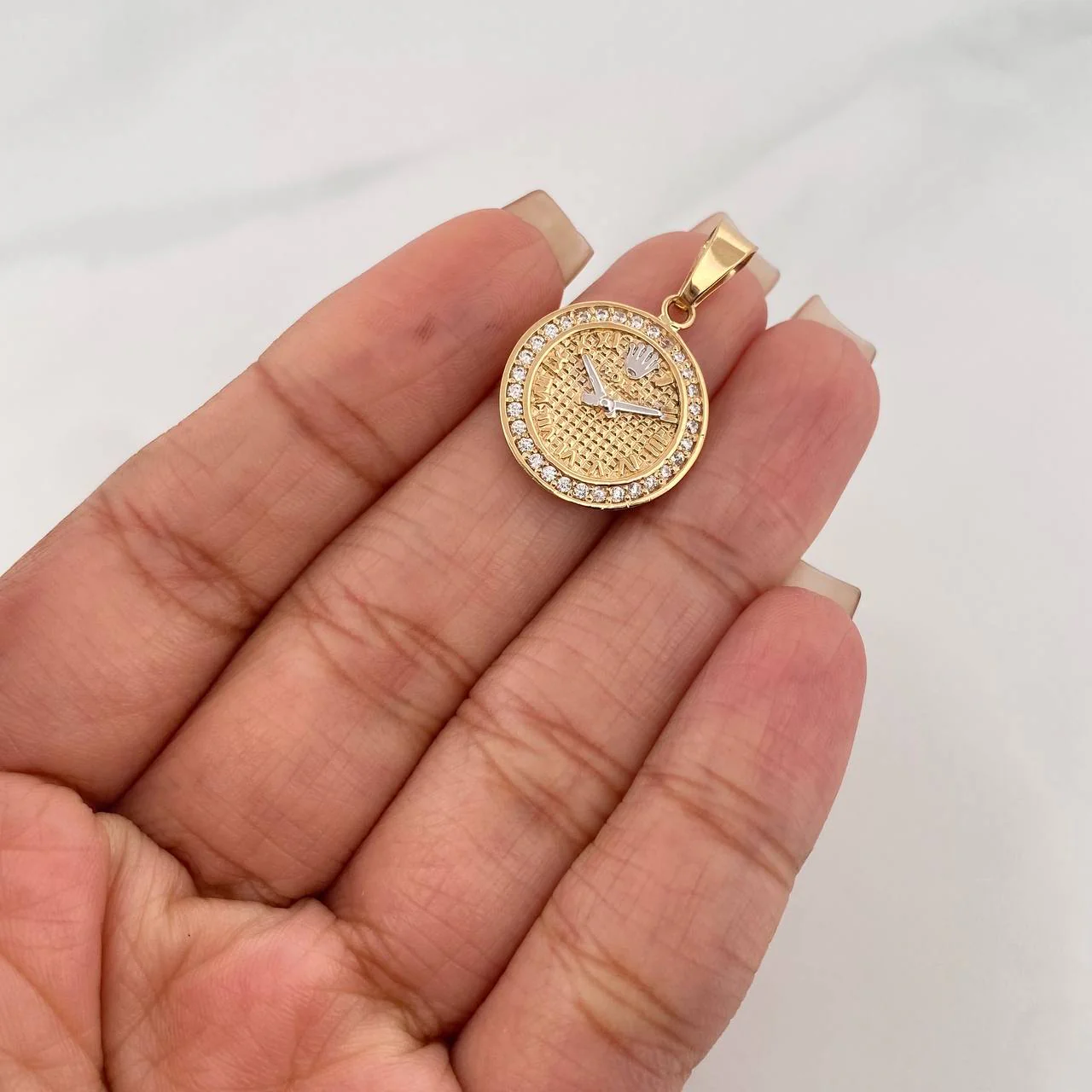 Dije Reloj Corona 3 g / 2.5 cm Dos Oros Amarillo Blanco 18K - Image 4