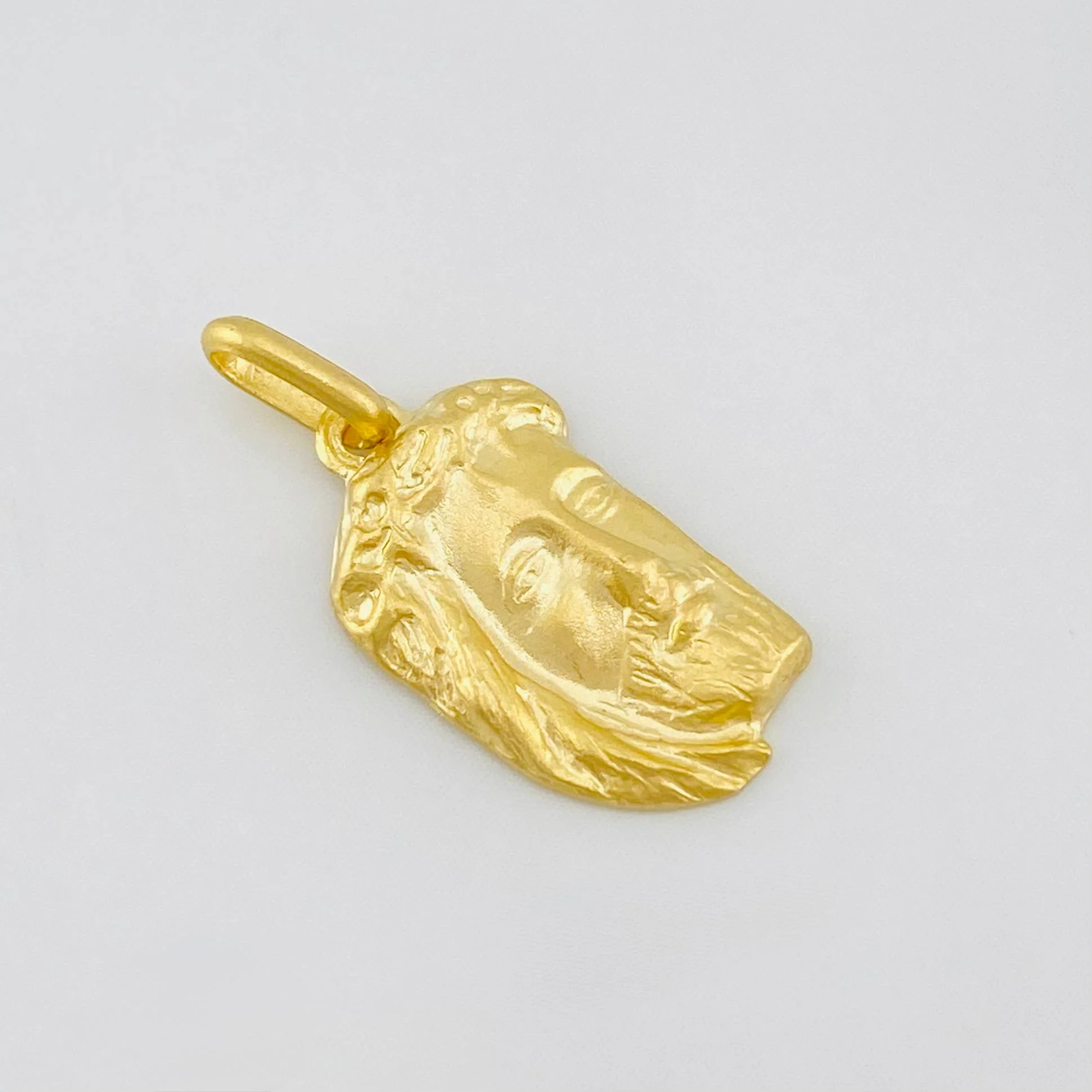 Dije Rostro cristo 0.7g / 2cm Oro Amarillo 18K - Image 3