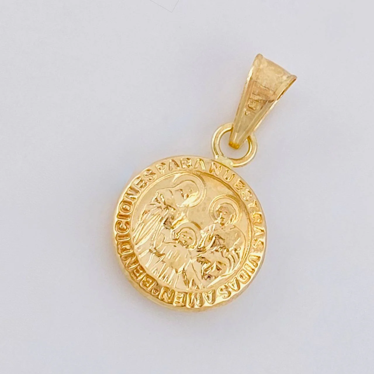Dije Sagrada Familia 0.5 g / 1.7 cm Oro Amarillo 18K - Image 3