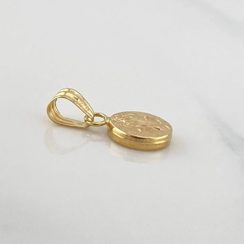 Dije San Benito 0.45 g / 1.6 cm Oro Amarillo 18K - Image 3