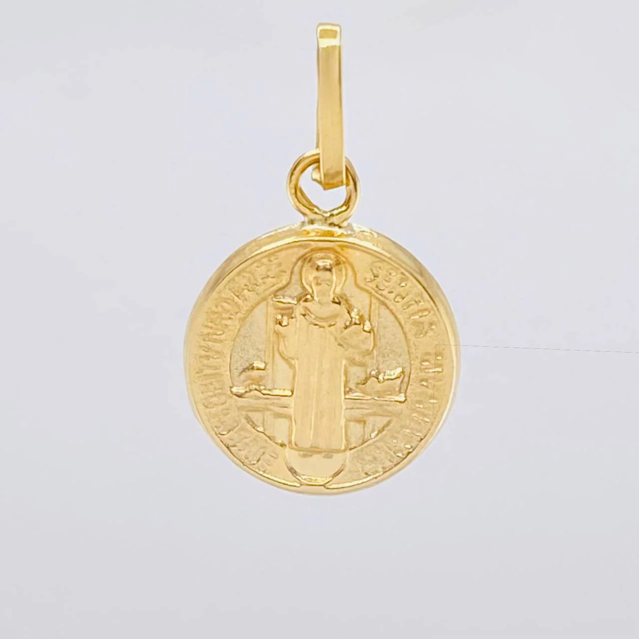 Dije San Benito 0.55 g / 1.9 cm Oro Amarillo 18K - Image 2