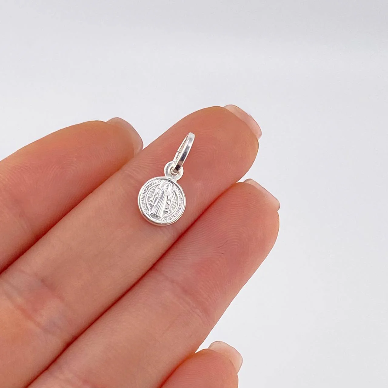 Dije San Benito 0.65 g / 1.6 cm Plata 925 - Image 4