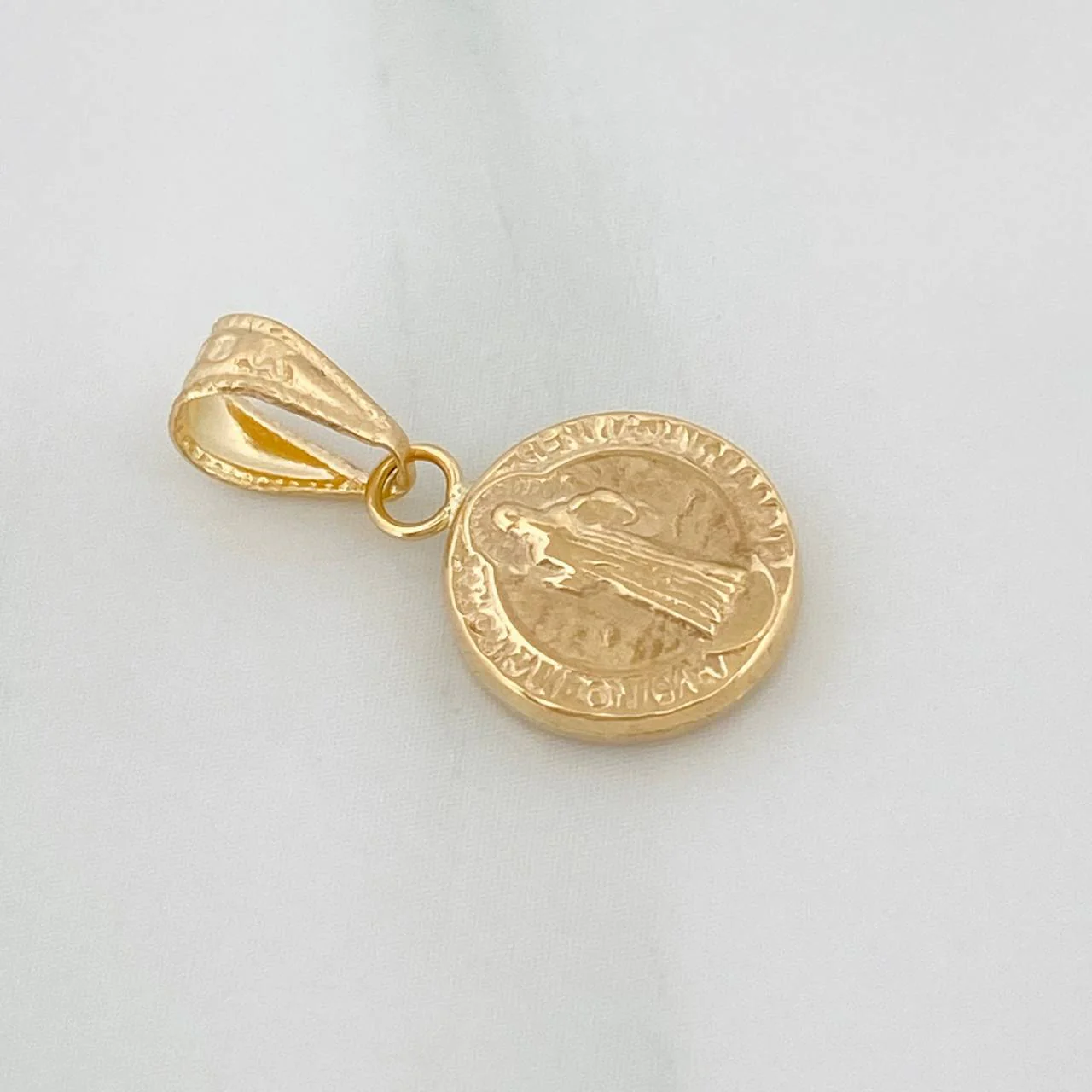 Dije San Benito 0.65gr / 1.8cm / Troquelado Oro Amarillo & - Image 2