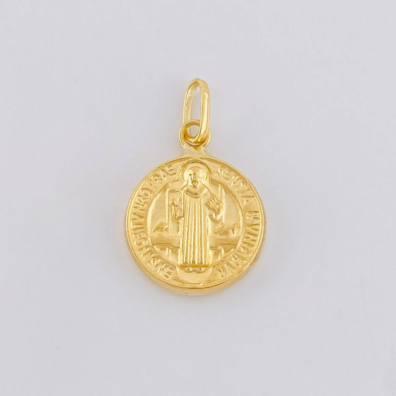Dije San Benito 0.7 g / 1.9 cm Oro Amarillo 18K