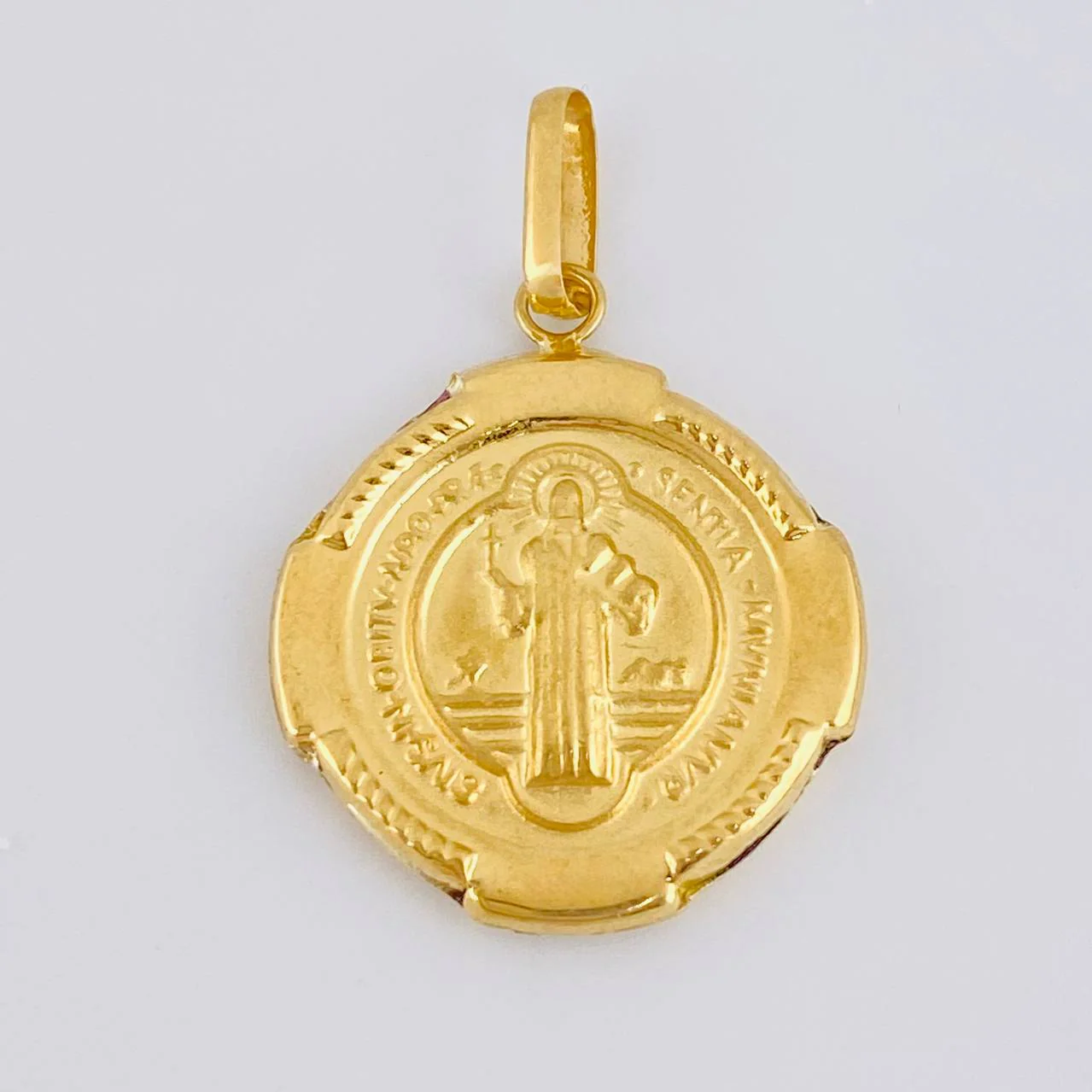 Dije San Benito 1.3 g / 2.7 cm Oro Amarillo 18K