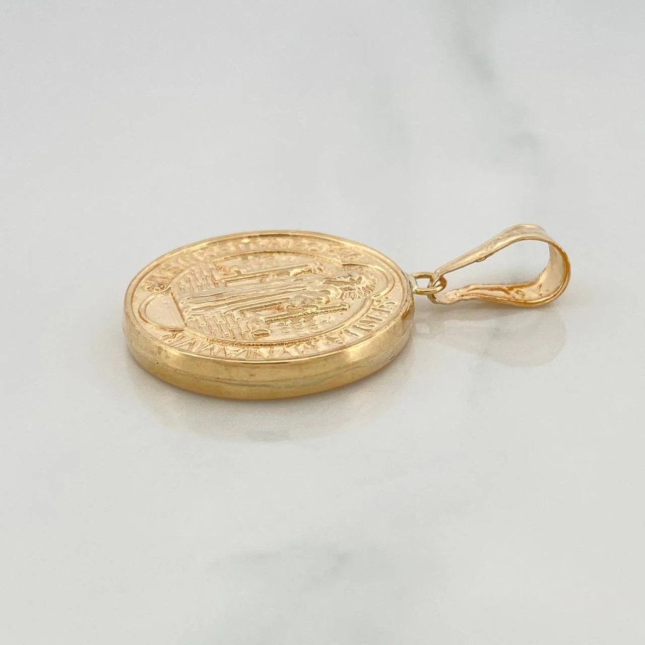 Dije San Benito 2.55 g / 3 cm Oro Amarillo 18K - Image 3