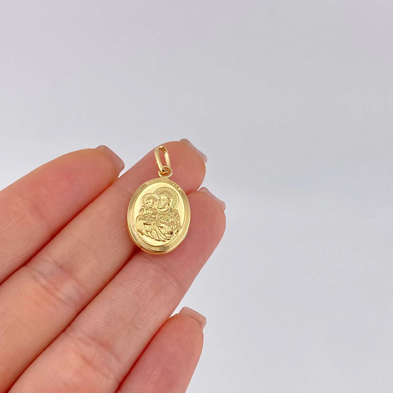 Dije San Jose Mate 1.3 g / 2.8 cm Oro Amarillo 18K - Image 4