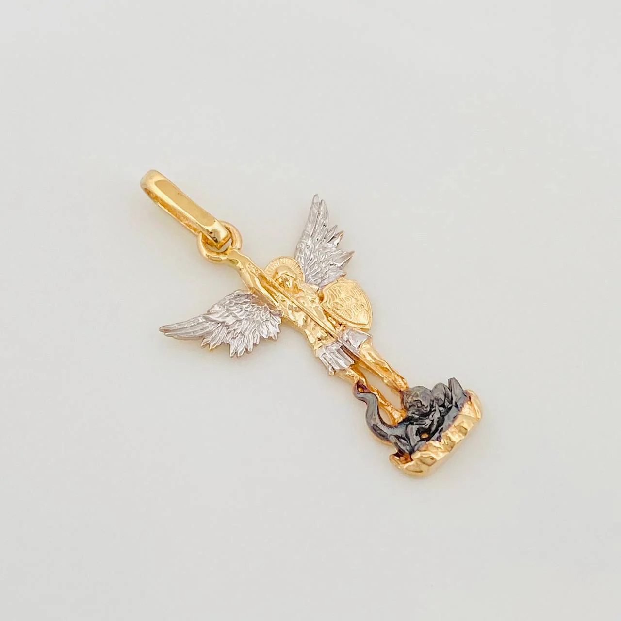 Dije San Miguel Arcangel 1.15 g / 2.05 cm Tres Oros 18K - Image 2