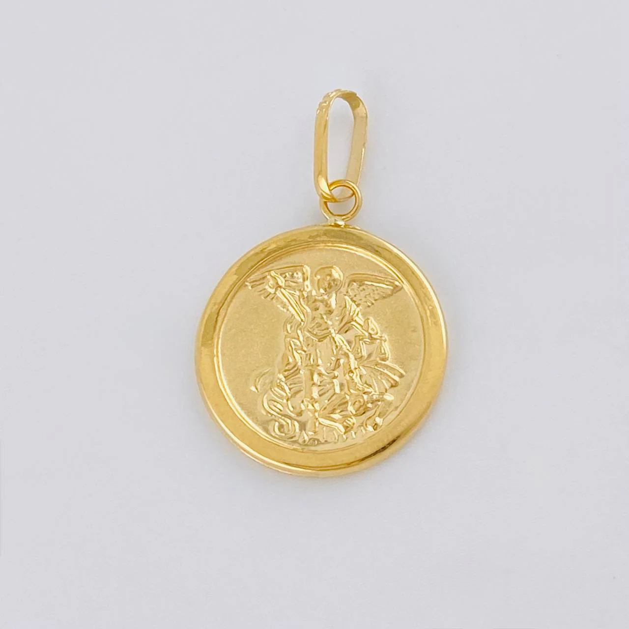 Dije San Miguel Arcangel 1.45 g / 1.8 cm Oro Amarillo 18K