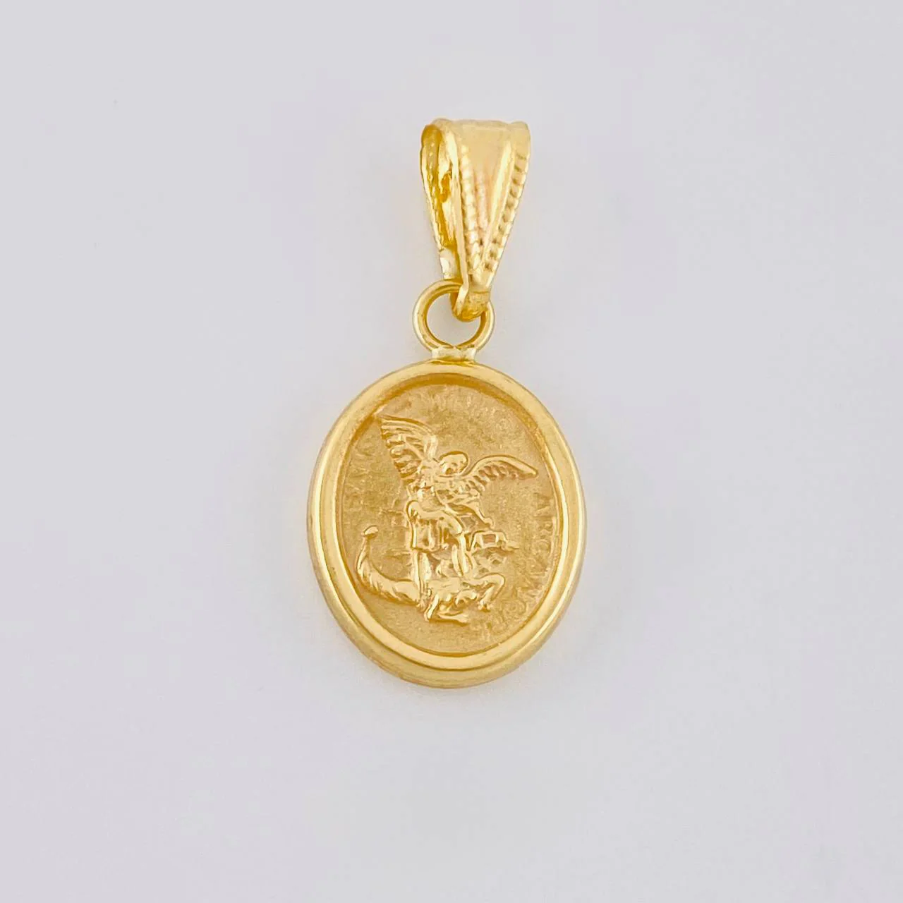 Dije San Miguel Mate 1.15 g / 2 cm Oro Amarillo 18K