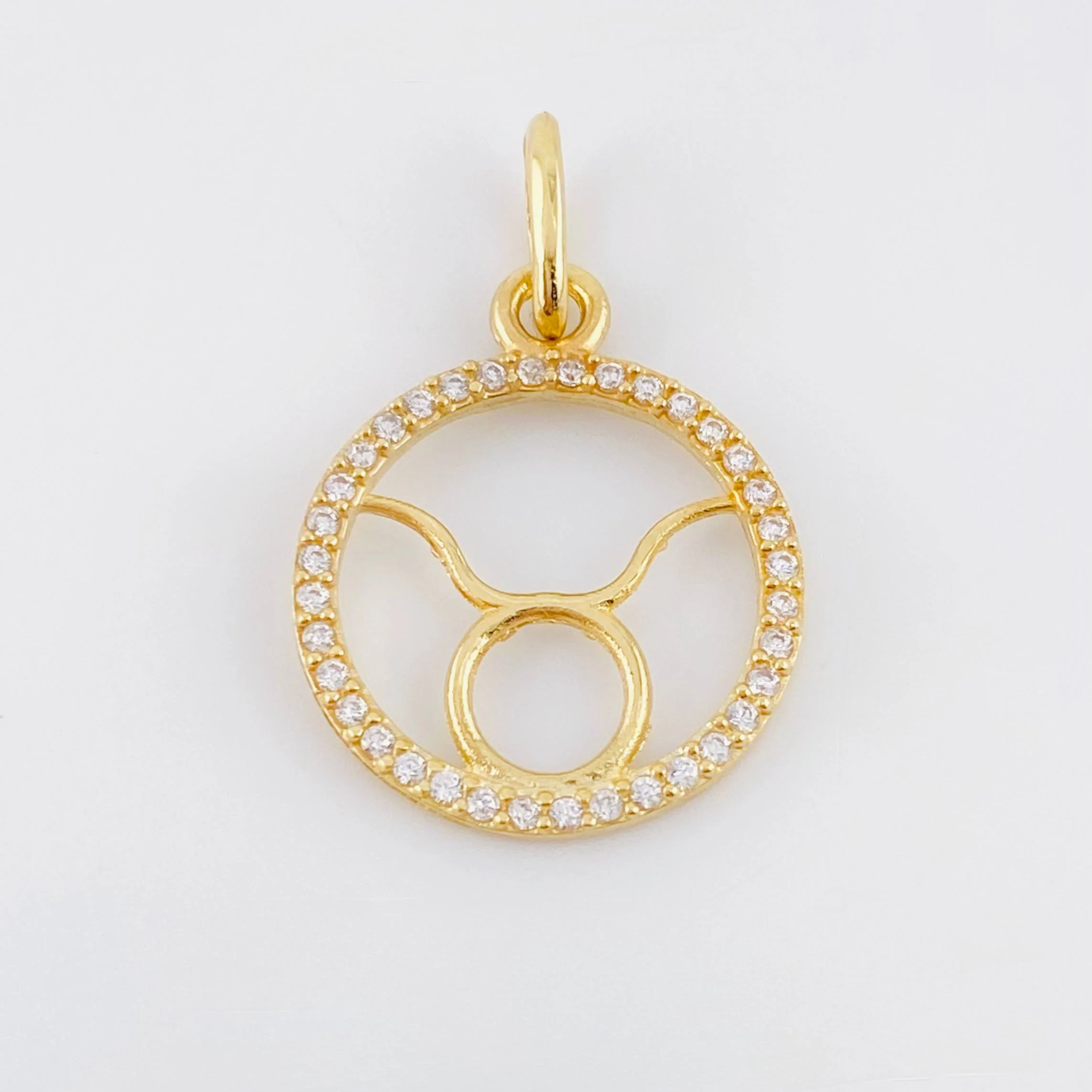 Dije Signo Tauro 1.3gr / 2.3cm / Oro Amarillo 18K ©