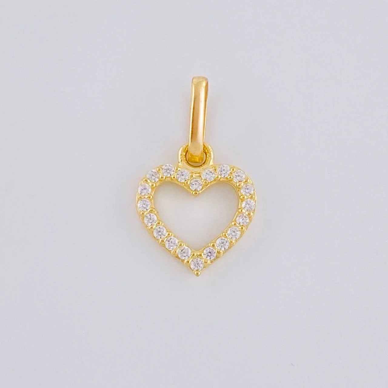 Dije Silueta Corazón 0.6 g / 1.5 cm Oro Amarillo 18K