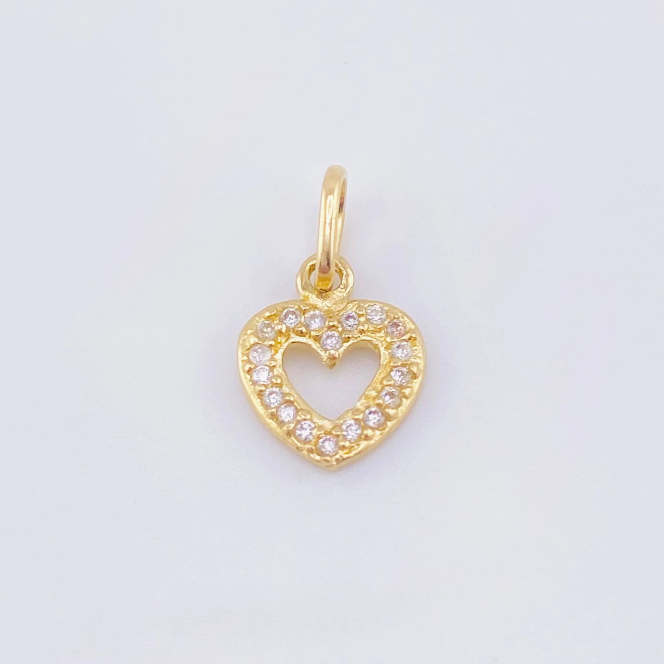 Dije Silueta Corazon 0.75gr / 1.5cm / Oro Amarillo 18K *