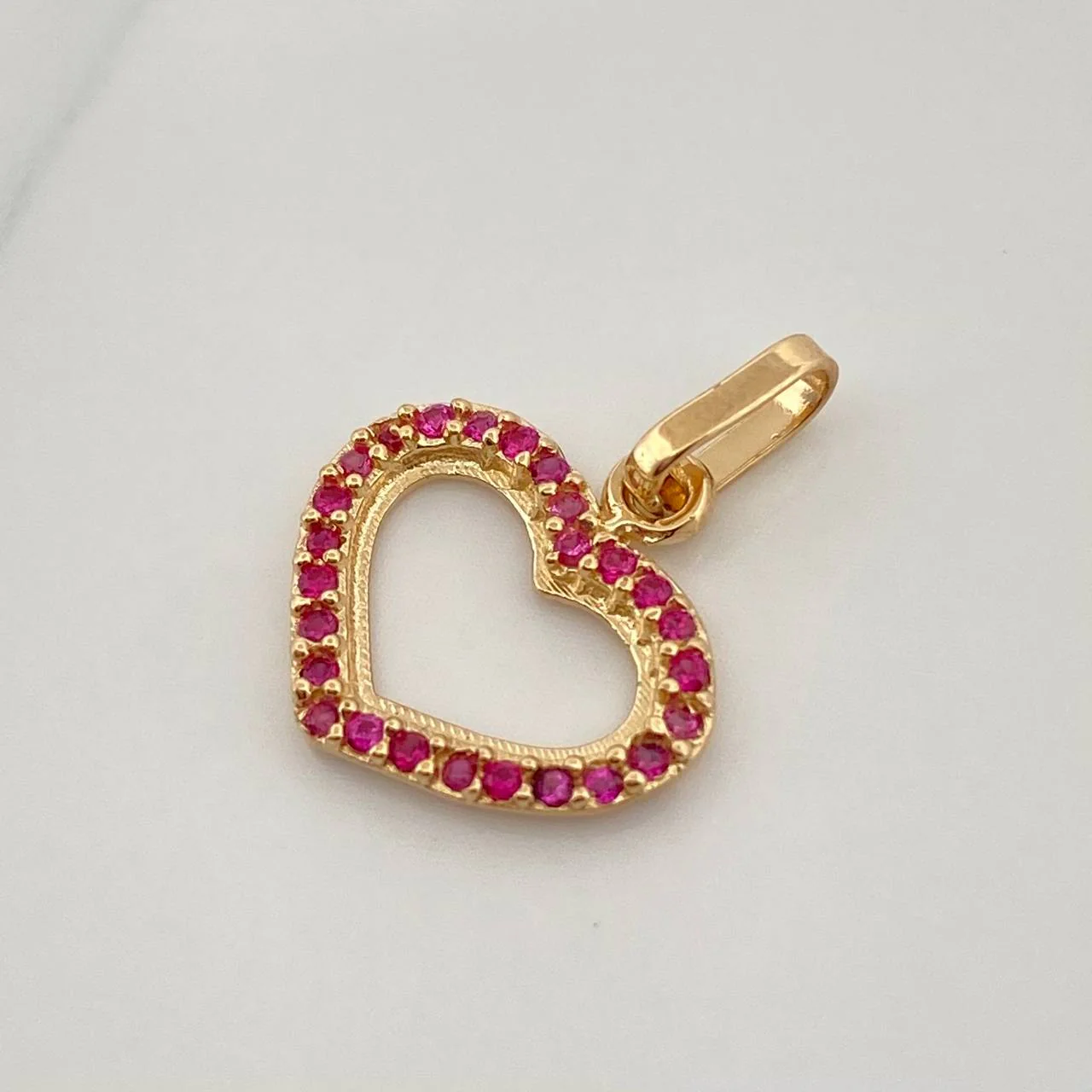 Dije Silueta Corazón 0.8gr / 2.8cm / Oro Amarillo 18K % - Image 2