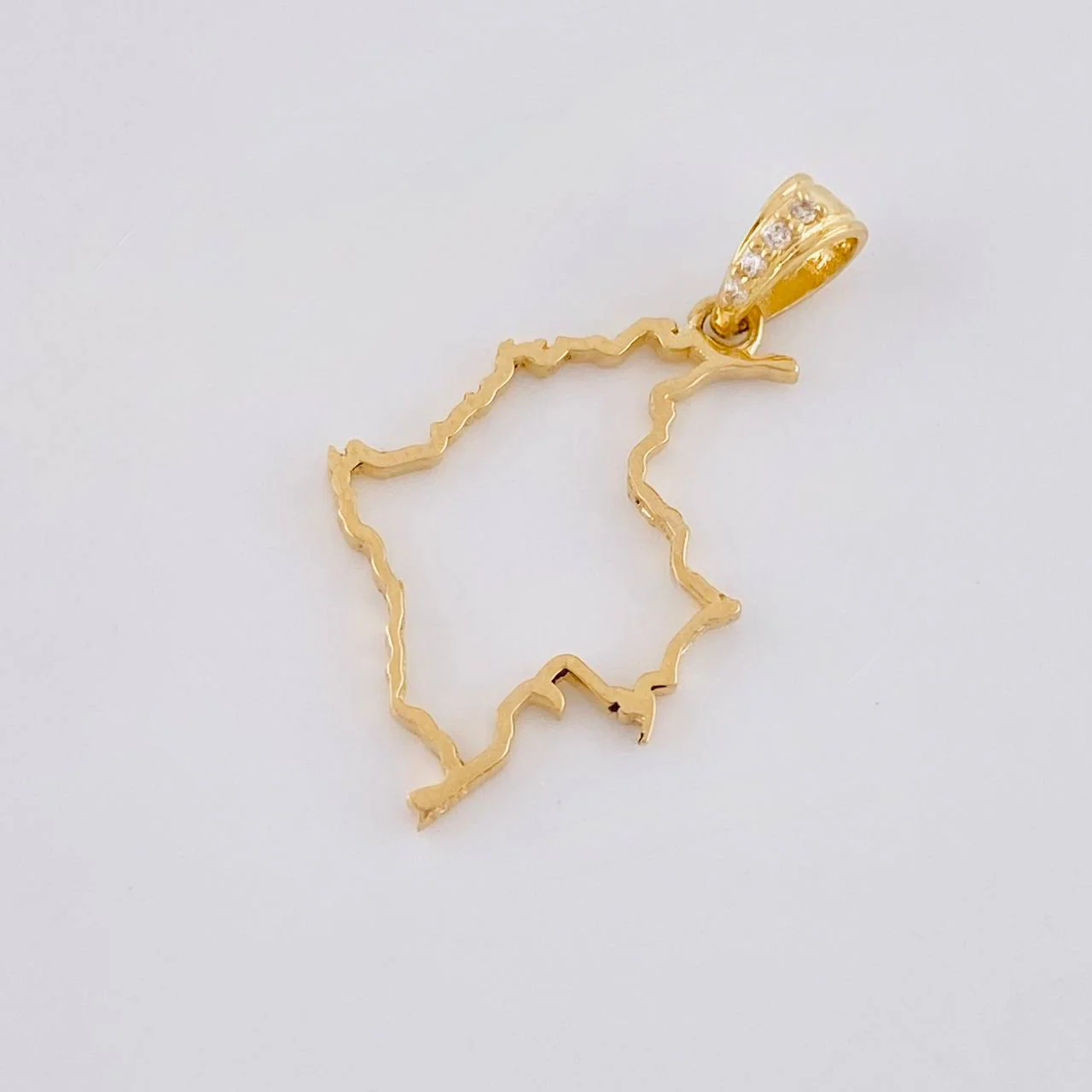 Dije Silueta mapa 0.95g / 2.7cm Oro Amarillo 18K - Image 3