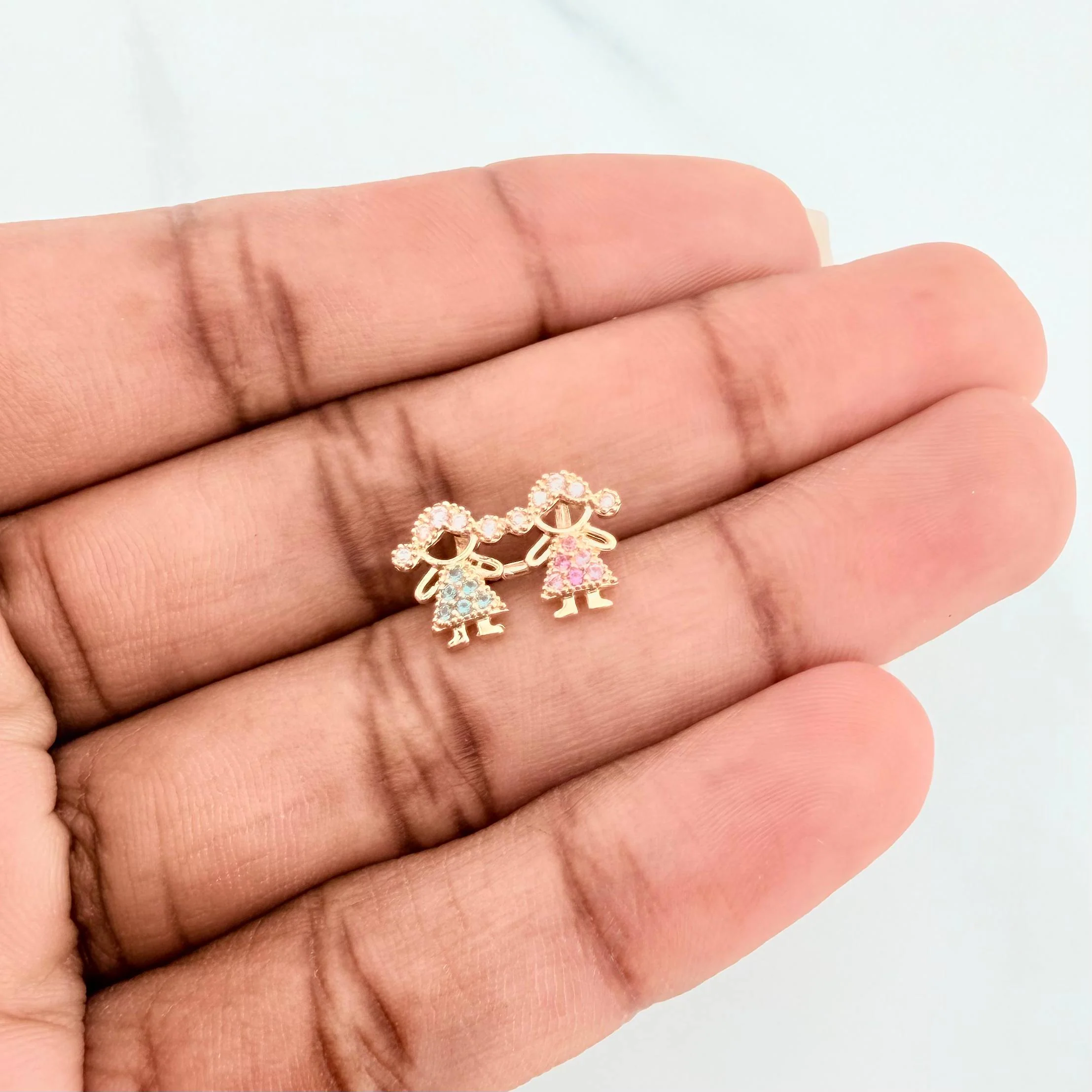 Dije Silueta Niñas 1.2 g / 1 cm Oro Amarillo 18K - Image 4