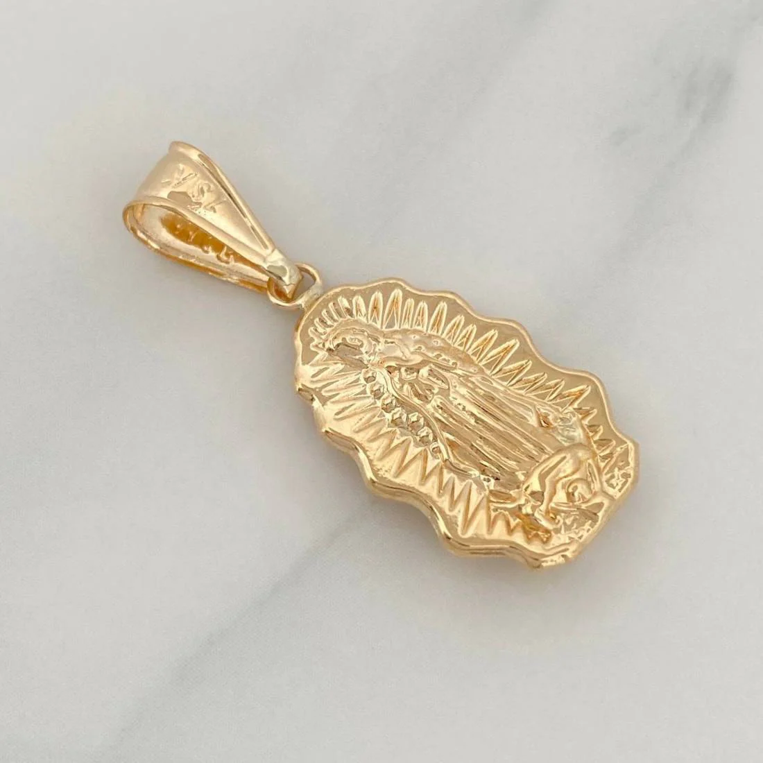 Dije Silueta Virgen Guadalupe 1.3 g / 3 cm Oro Amarillo 18K - Image 2