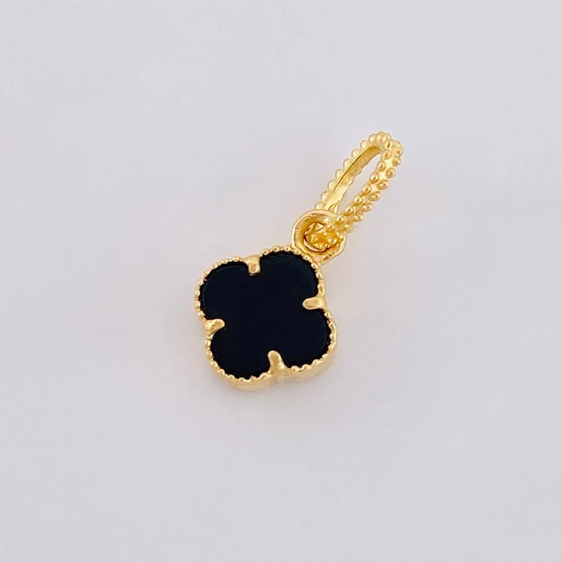 Dije Trebol 0.55 g / 1.3 cm Oro Amarillo 18K - Image 3