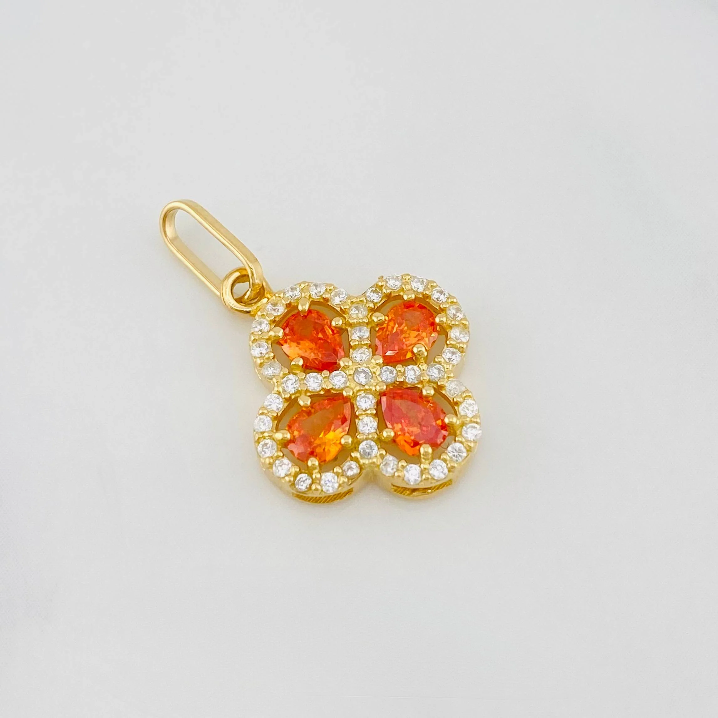 Dije Trebol 1.75g / 2cm Oro Amarillo 18K - Image 2