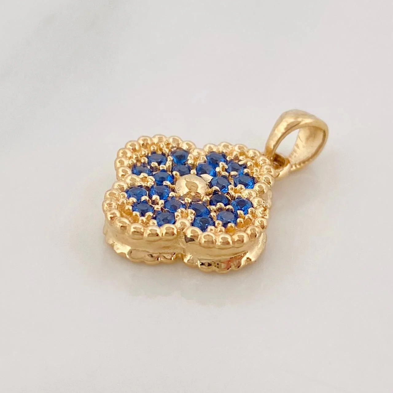 Dije Trebol 2.9 g / 2 cm Oro Amarillo 18K - Image 2
