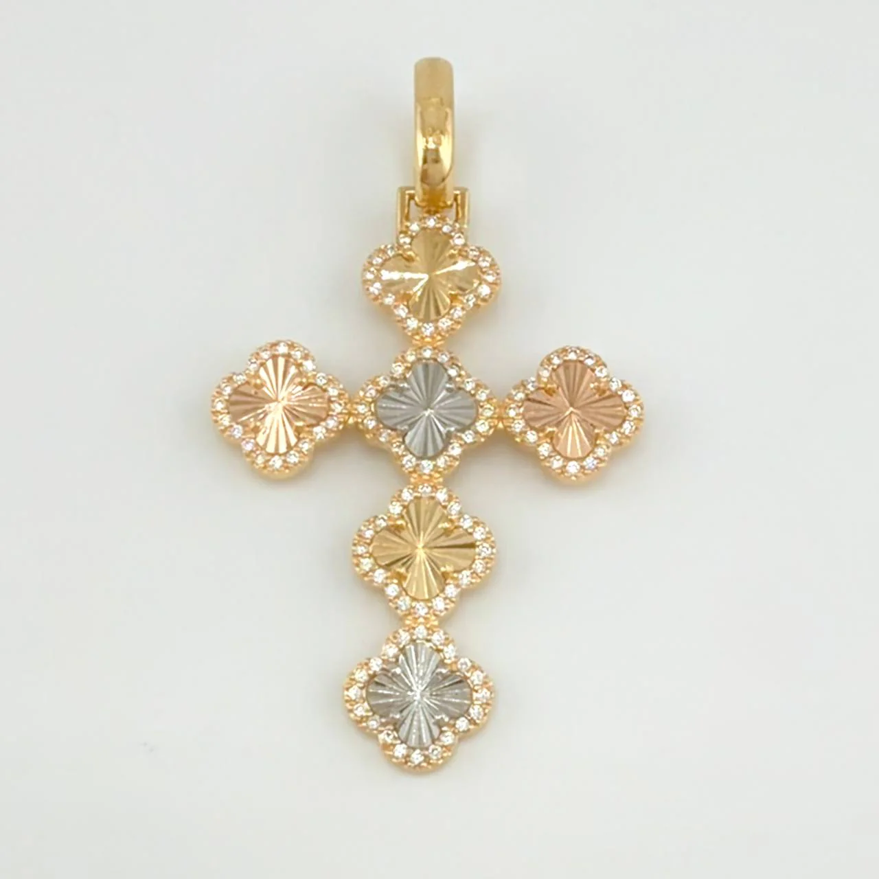 Dije Trebol Túpido 5.9 g / 5.5 cm Tres Oros 18K