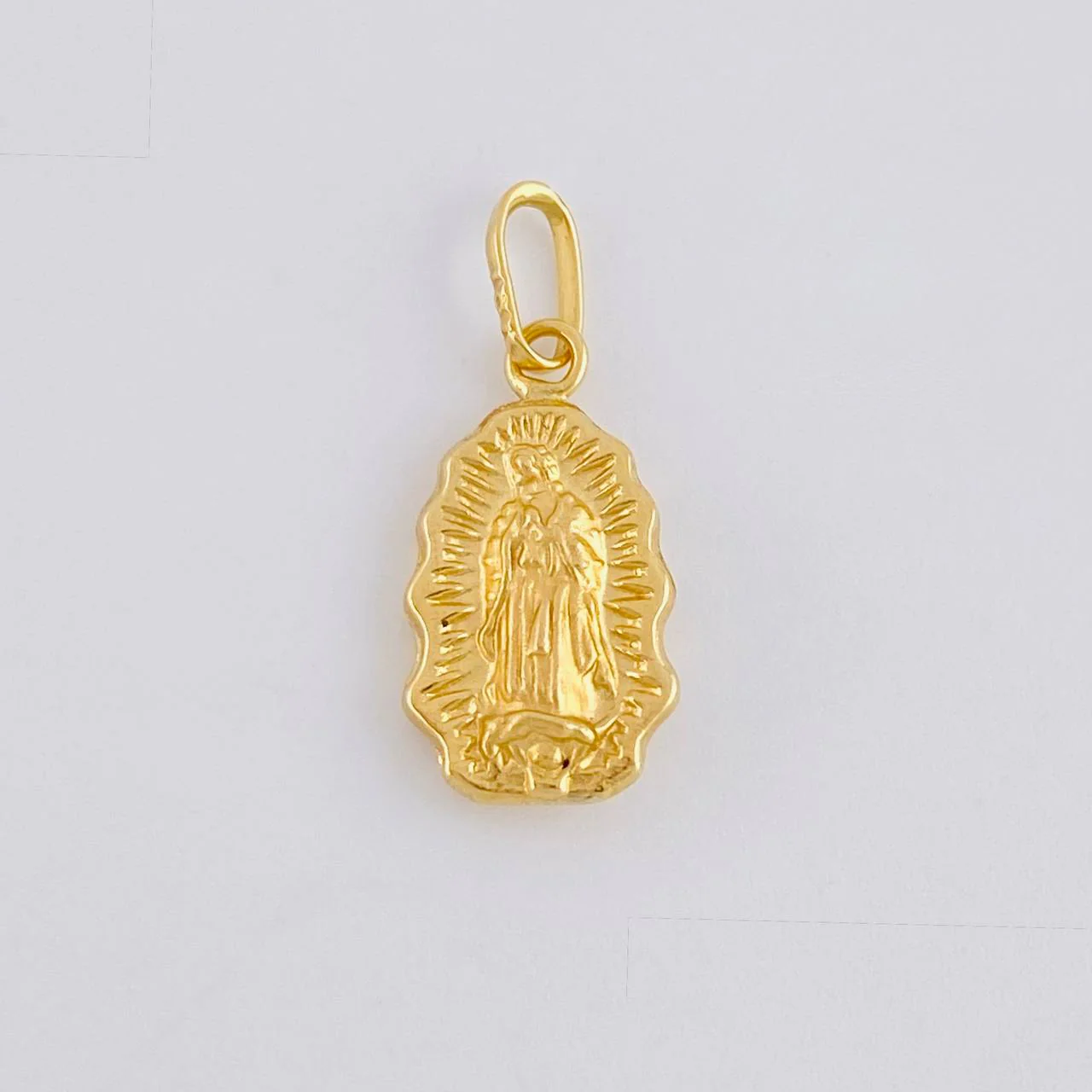 Dije Virgen De Guadalupe 0.5 g / 1.9 cm Oro Amarillo 18K