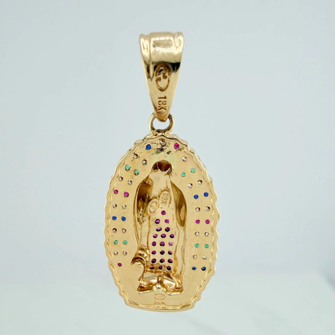 Dije Virgen De Guadalupe 5.6gr / 3.5cm / Dos Oros Negro Amarillo 18K $ - Image 3