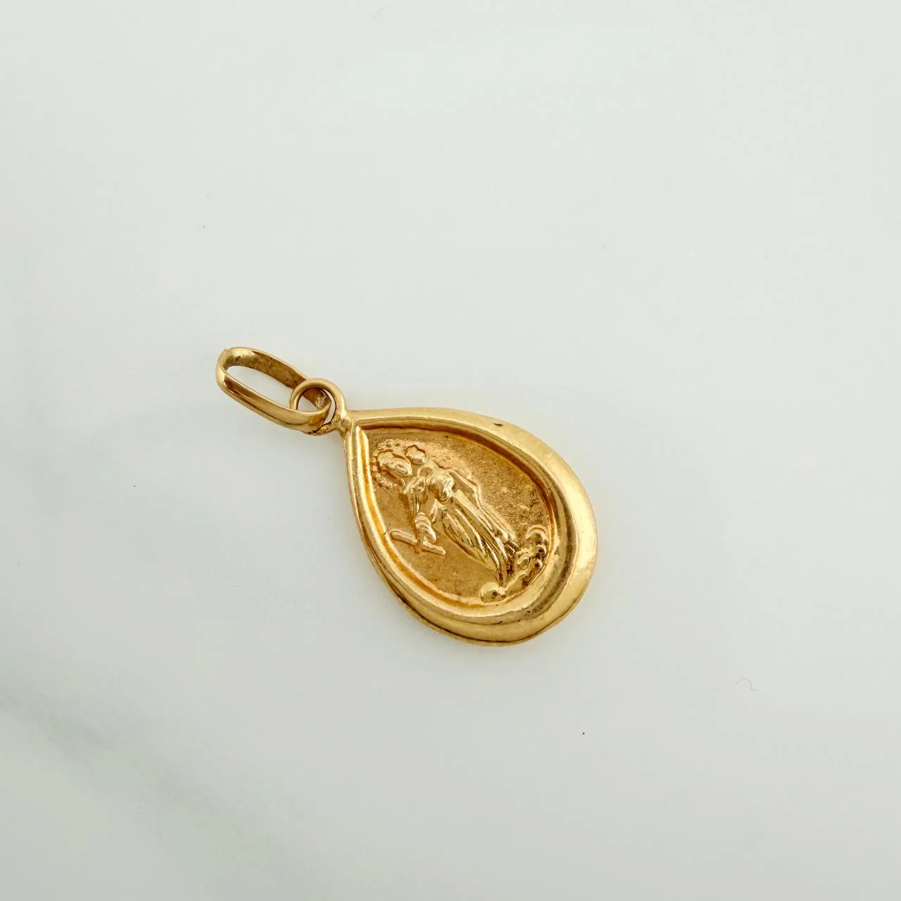 Dije Virgen del Carmen 0.75gr / 2.2cm / Oro Amarillo 18K % - Image 2