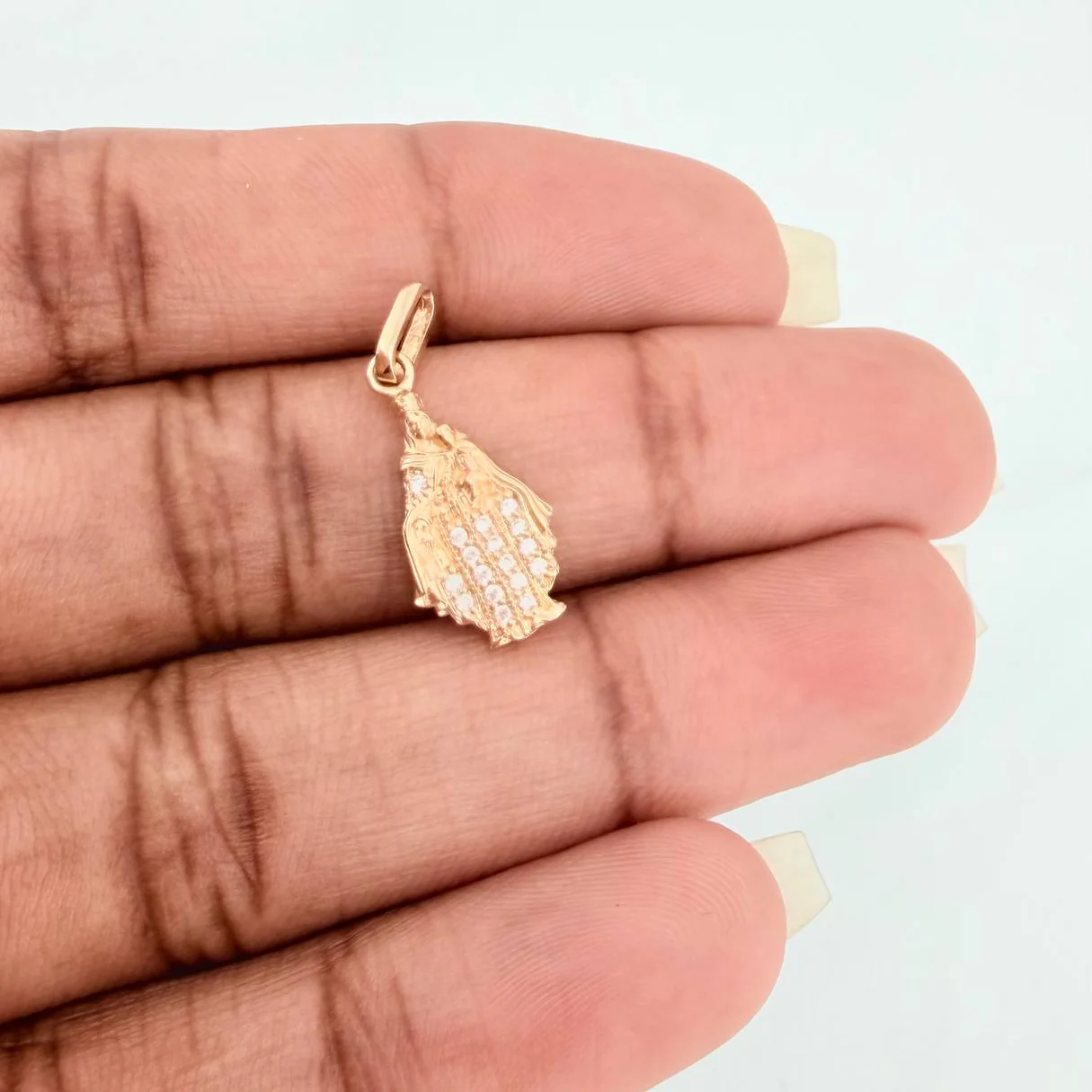 Dije Virgen del Carmen 1.1g / 2.5cm Oro Amarillo 18K - Image 4