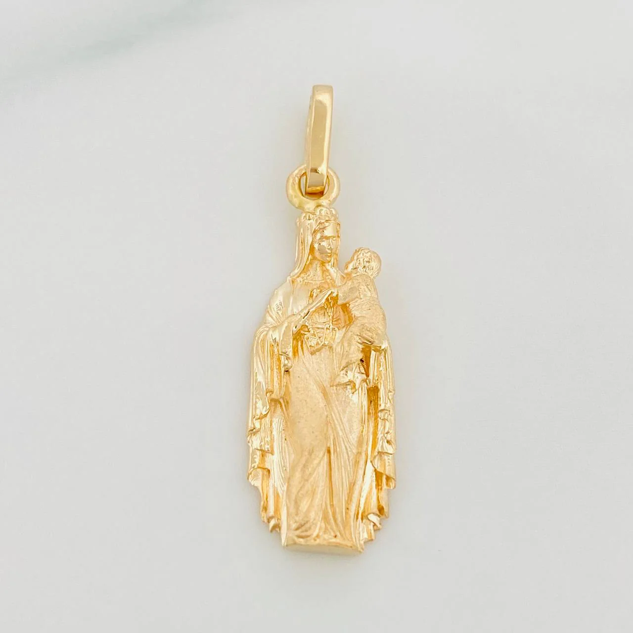 Dije Virgen Del Carmen 2.2 g / 3 cm Oro Amarillo 18K