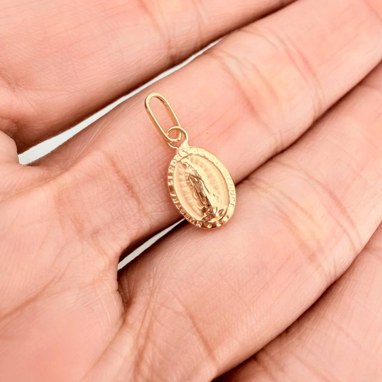 Dije Virgen Guadalupe 0.6gr / 2cm / Oro Amarillo 18K % - Image 4