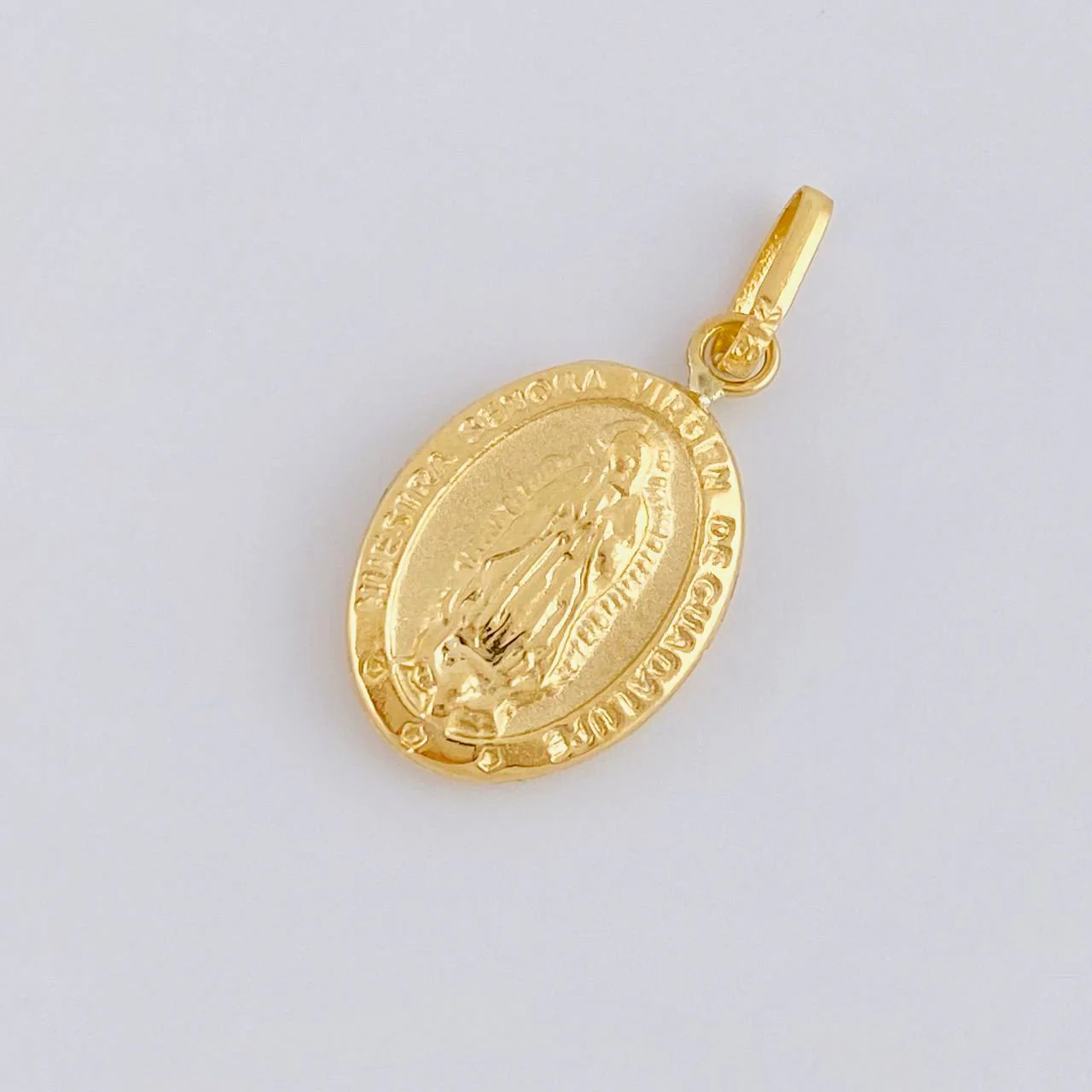 Dije Virgen Guadalupe 0.95g / 2.4cm Oro Amarillo 18K - Image 2