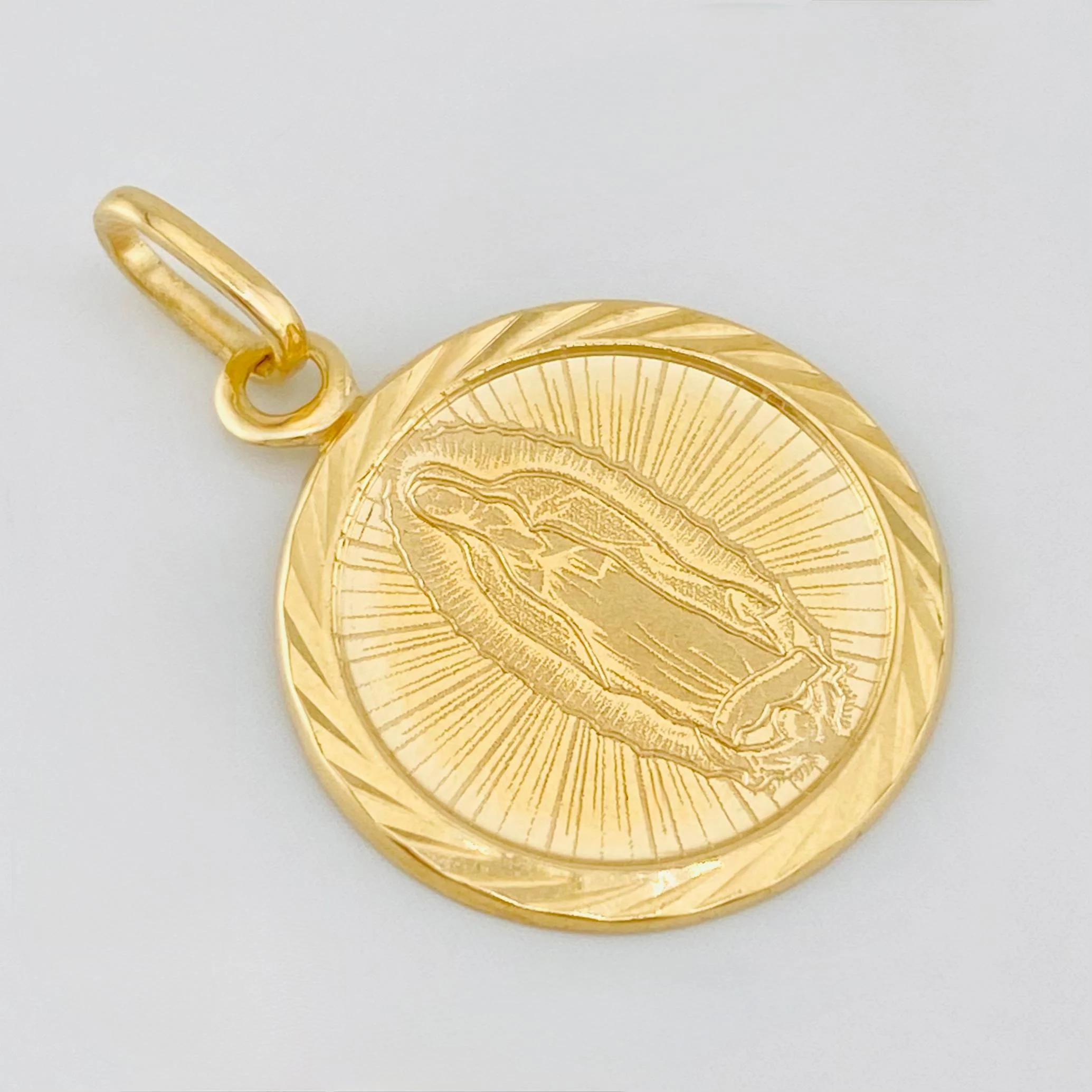 Dije Virgen guadalupe 0.95g / 2.7cm Oro Amarillo 18K - Image 3
