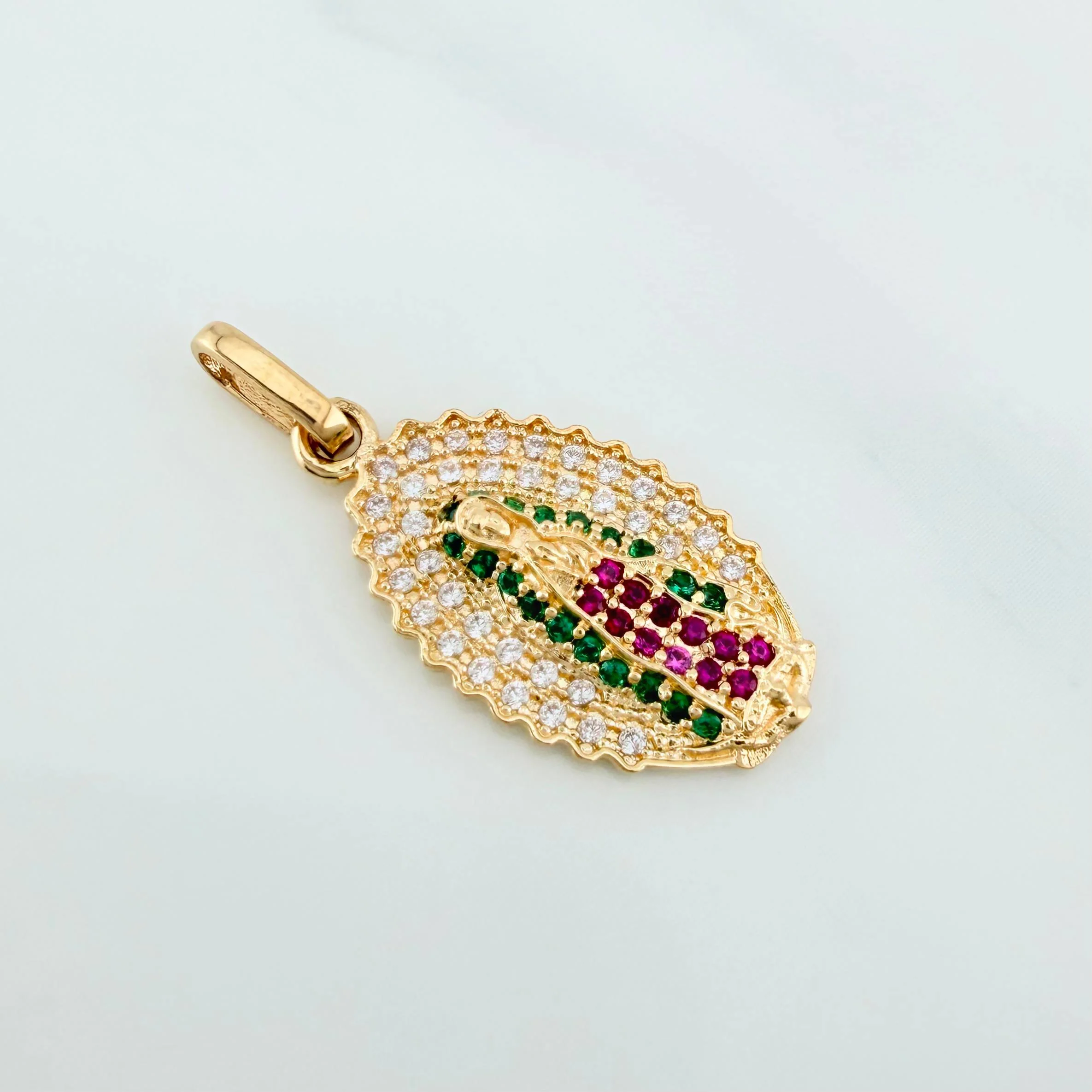 Dije Virgen Guadalupe 1.9 g / 2.6 cm Oro Amarillo 18K - Image 2