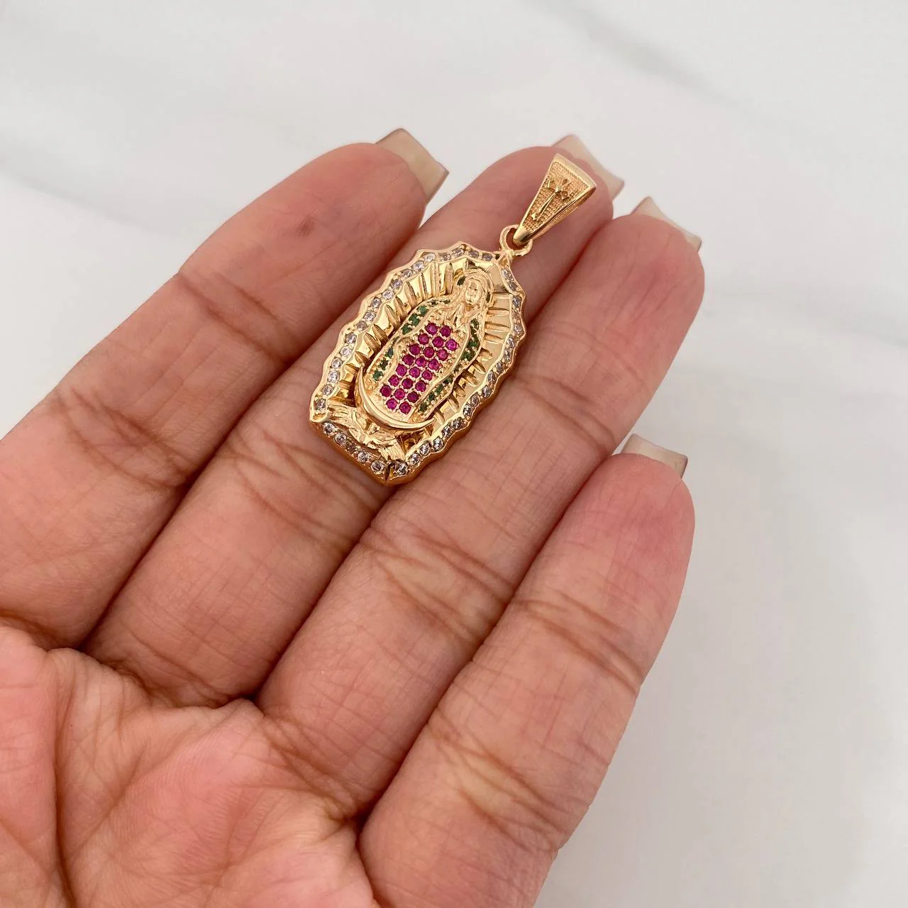 Dije Virgen Guadalupe 5.4 g / 3.7 cm Oro Amarillo 18K - Image 4