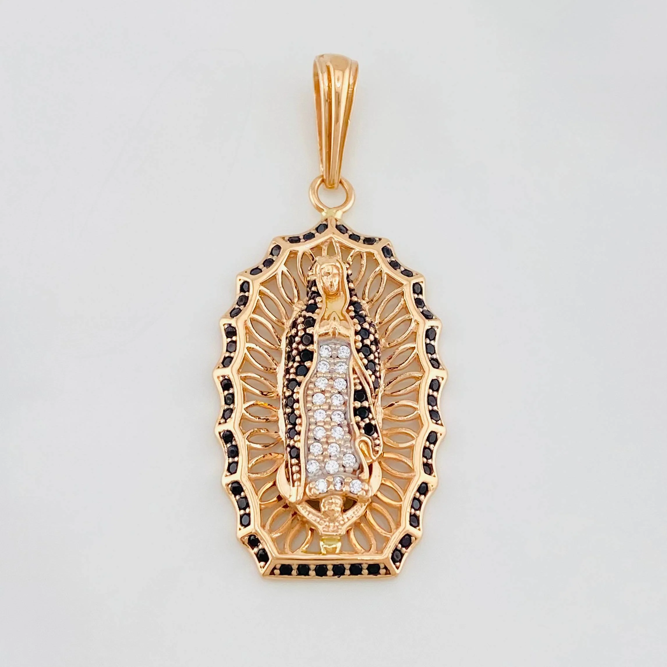 Dije Virgen guadalupe 5.65g / 4.3cm Oro Rosa 18K